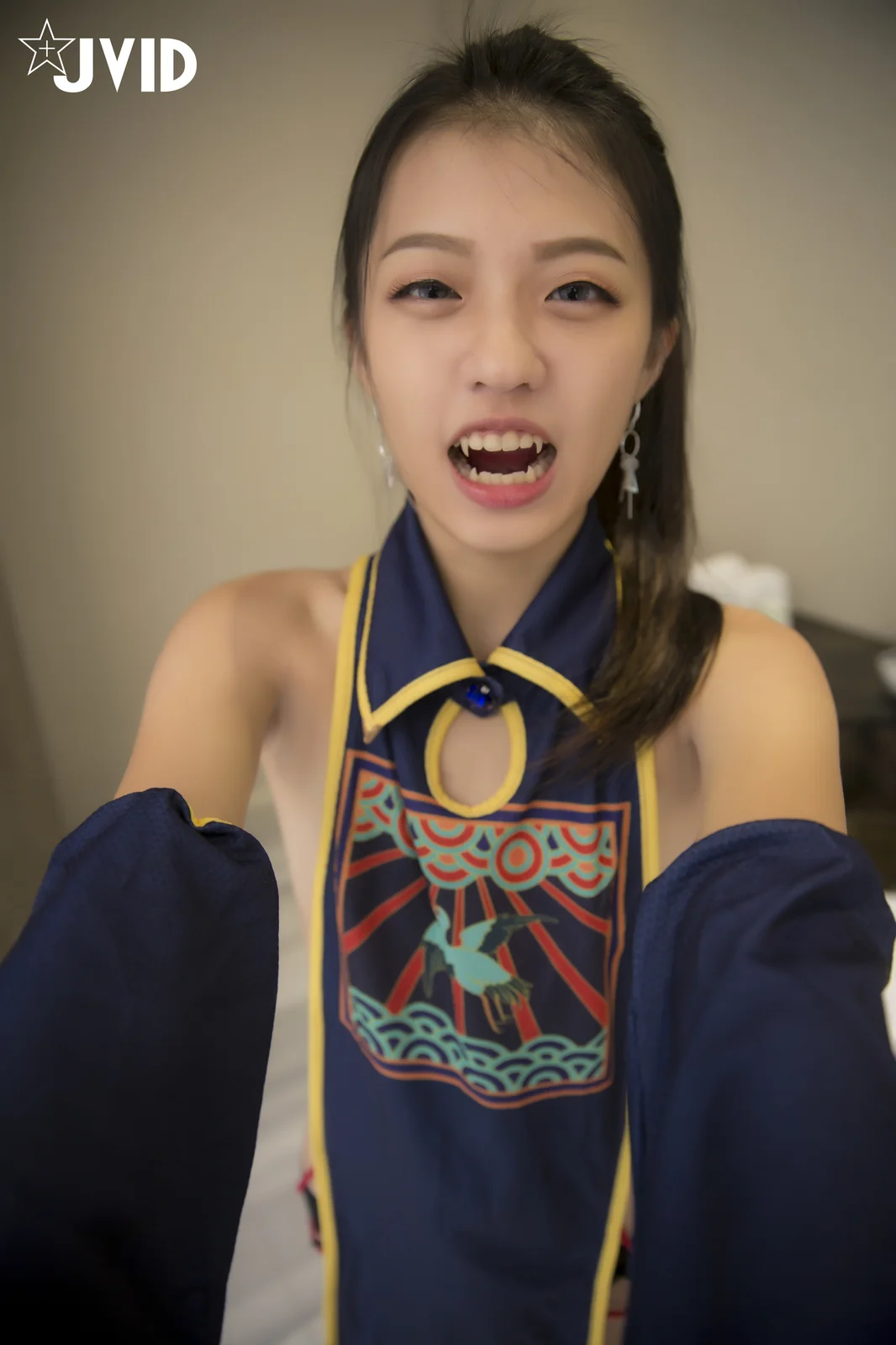Jiangshi - Cute little zombie [54P-347MB]
