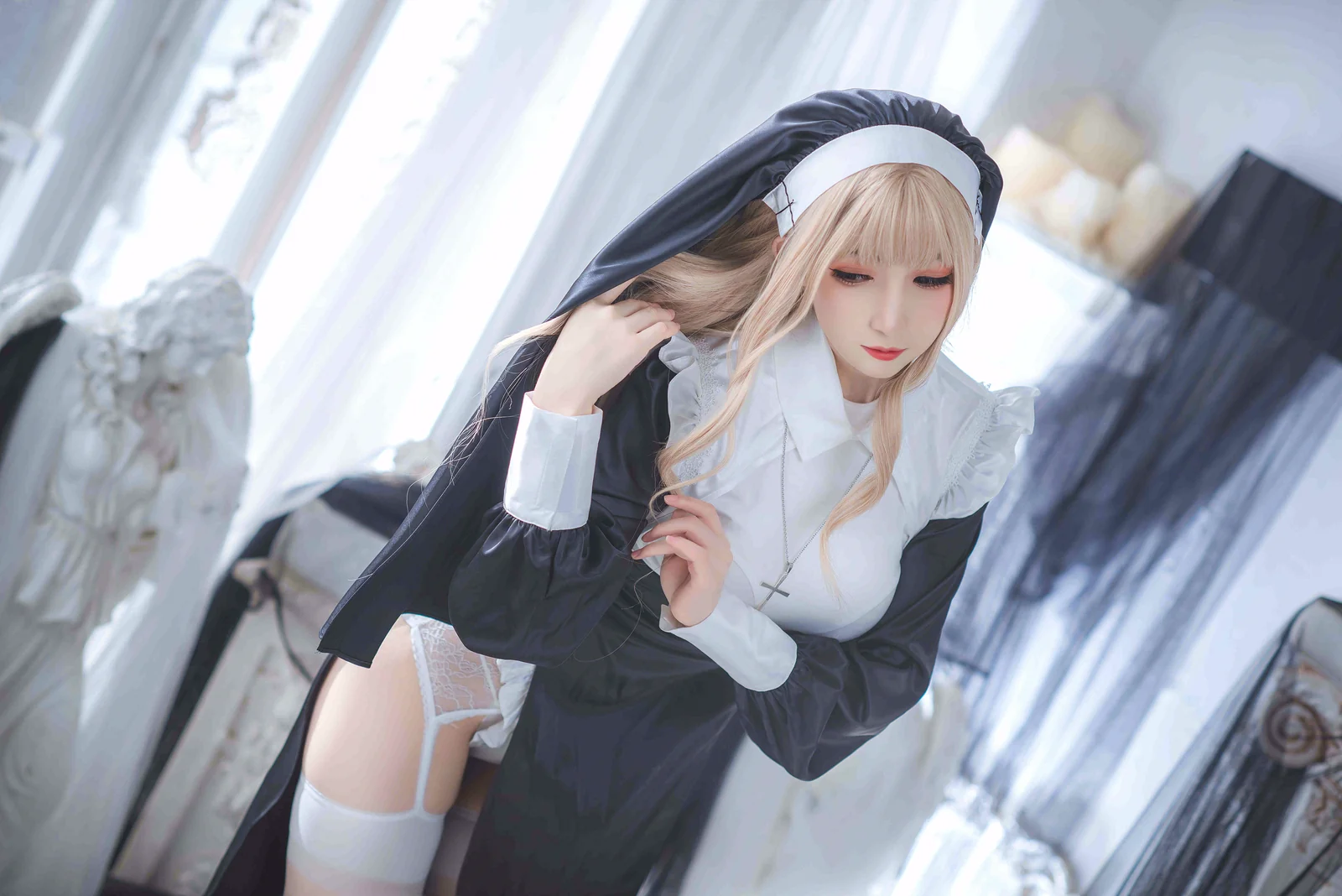 衣衣 - 修女 59P3V [59P3V-266MB]