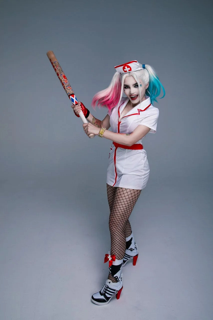 Kalinka Fox - Nurse Harley Quinn [32P-25MB]