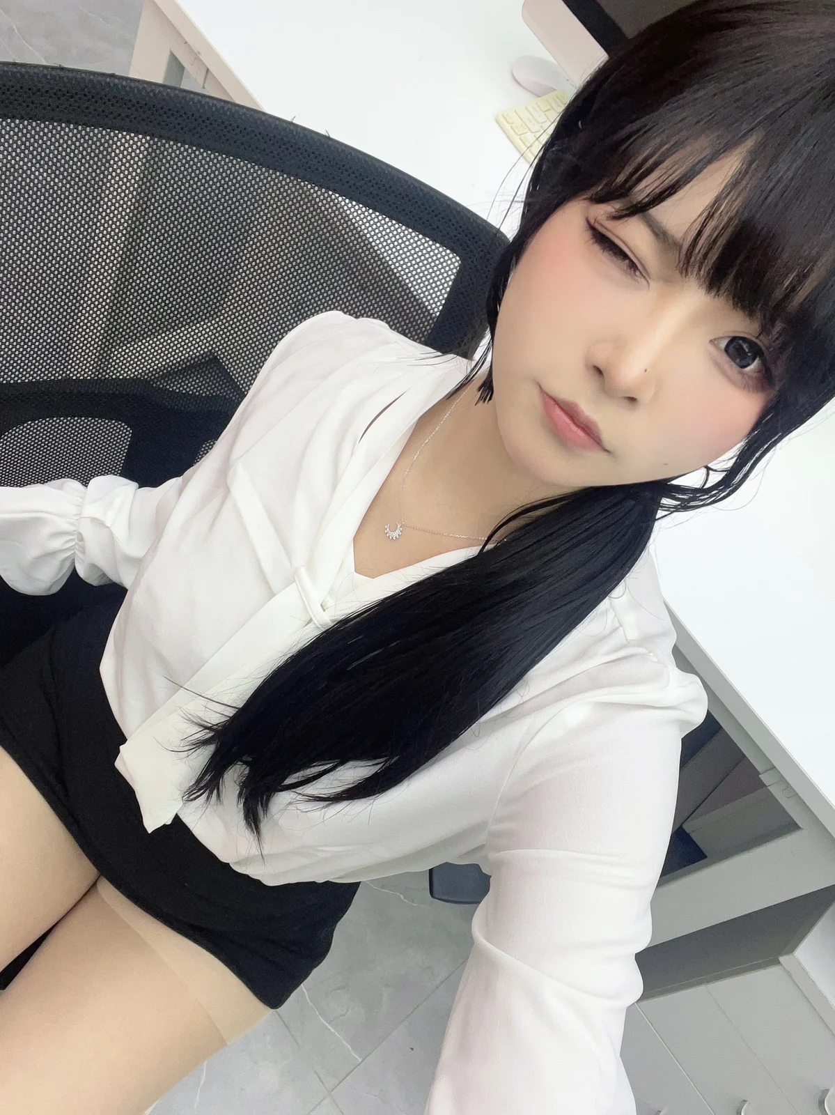 yuuhui玉汇 - 体贴的秘书 37P [37P-88MB]