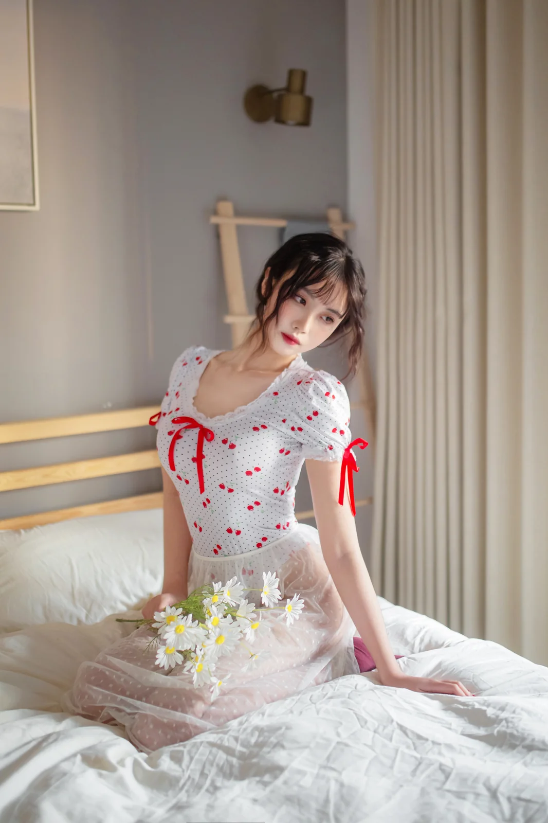 念雪ww - 红玫瑰 32P [32P-134MB]
