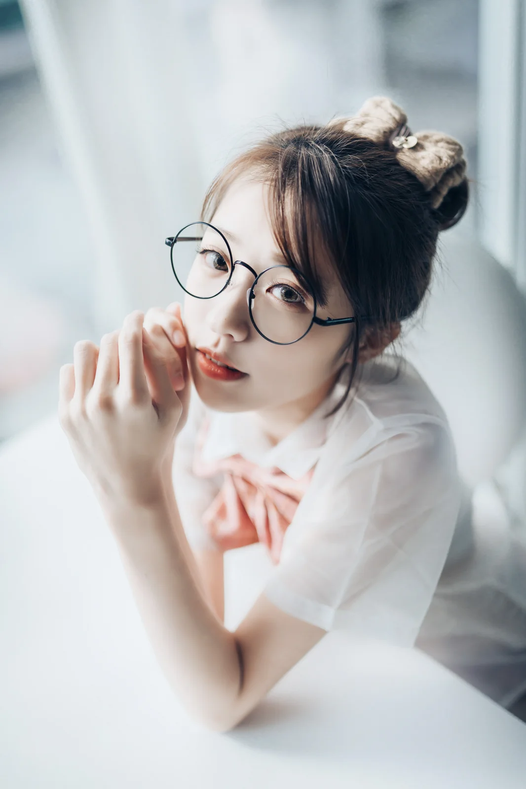 妍妍 – -阳光下的魅力眼镜妹154p-251M [154P-325MB]