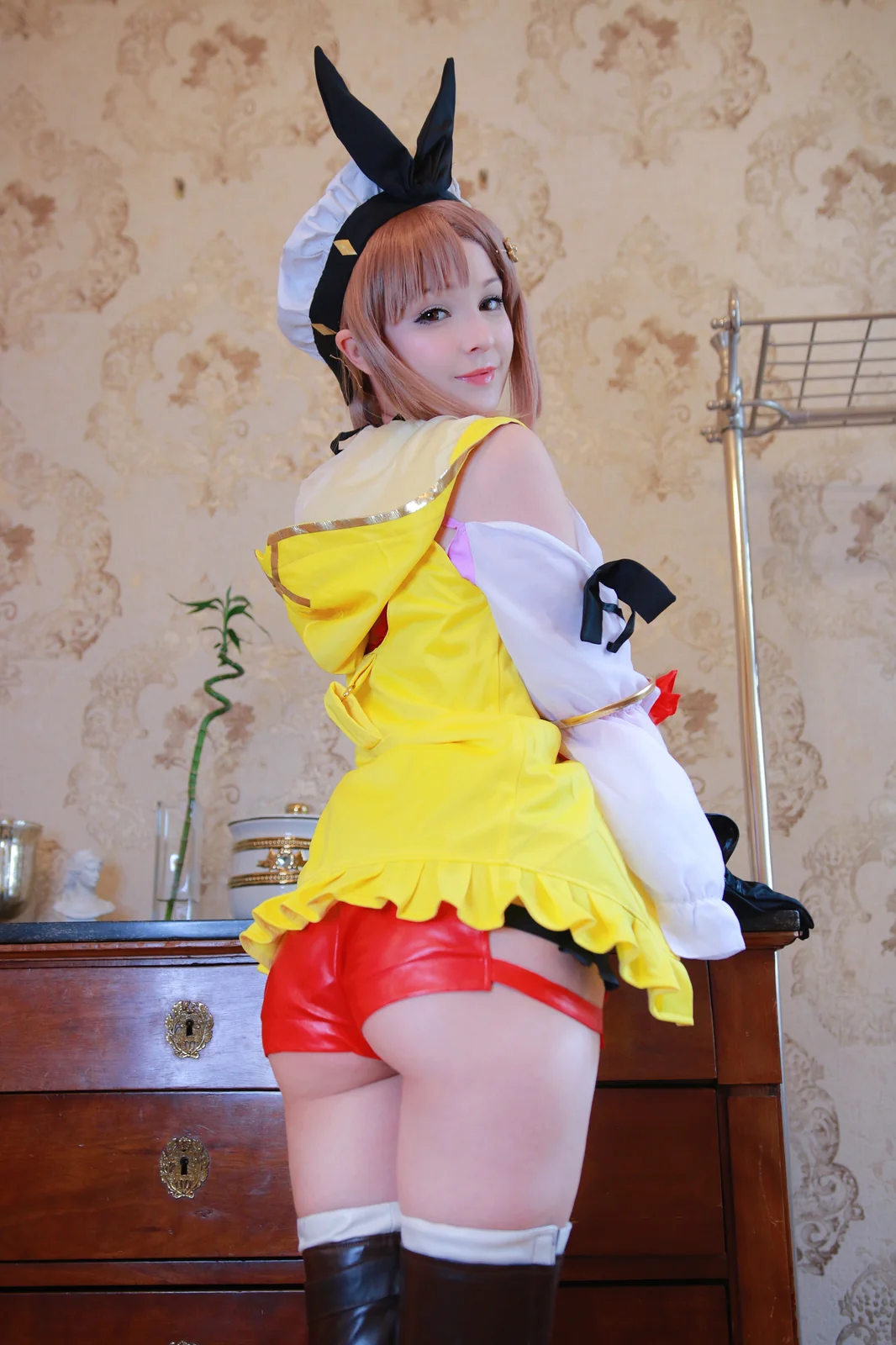 Hidori Rose - Atelier Ryza [35P-69MB]