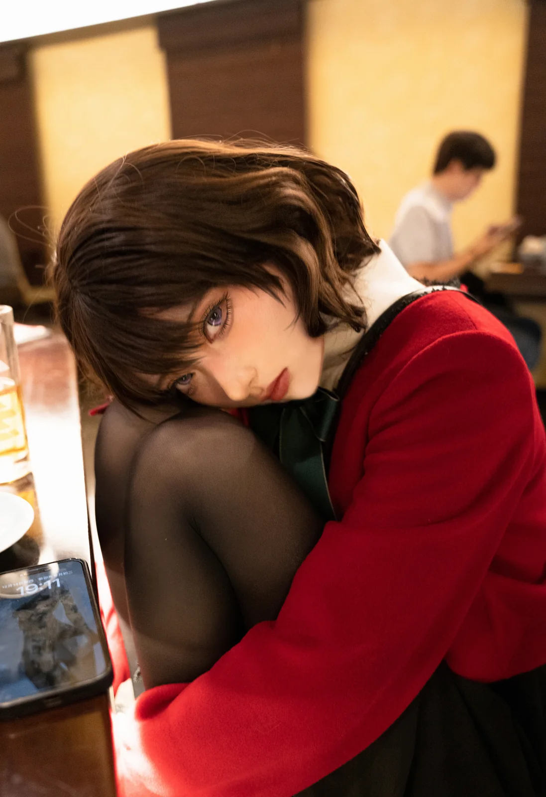 炭烤莉莉黑 – 桌面少女 冬 林檎 [18P-316MB]