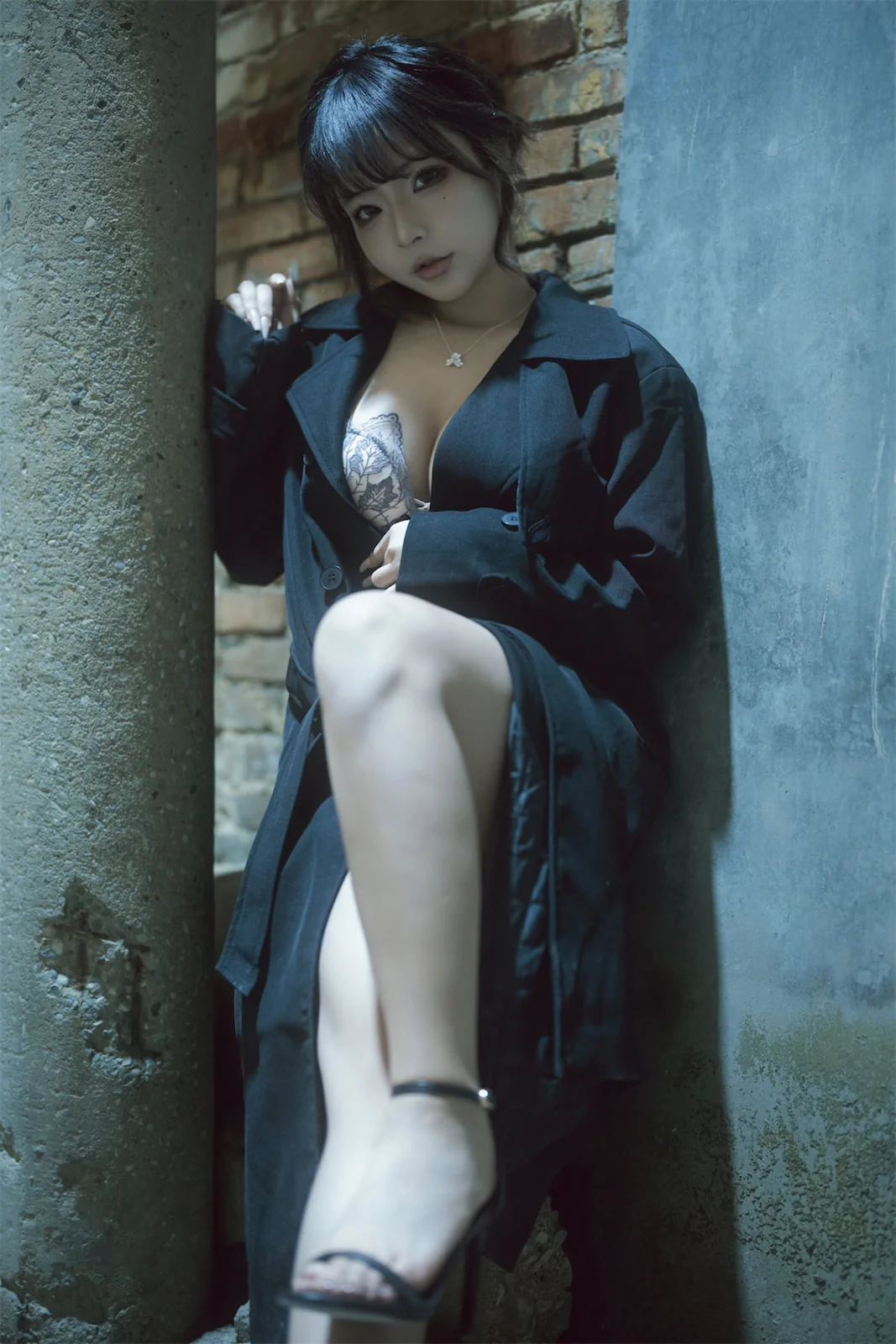 yuuhui玉汇 - 暗巷 129P [129P-346MB]