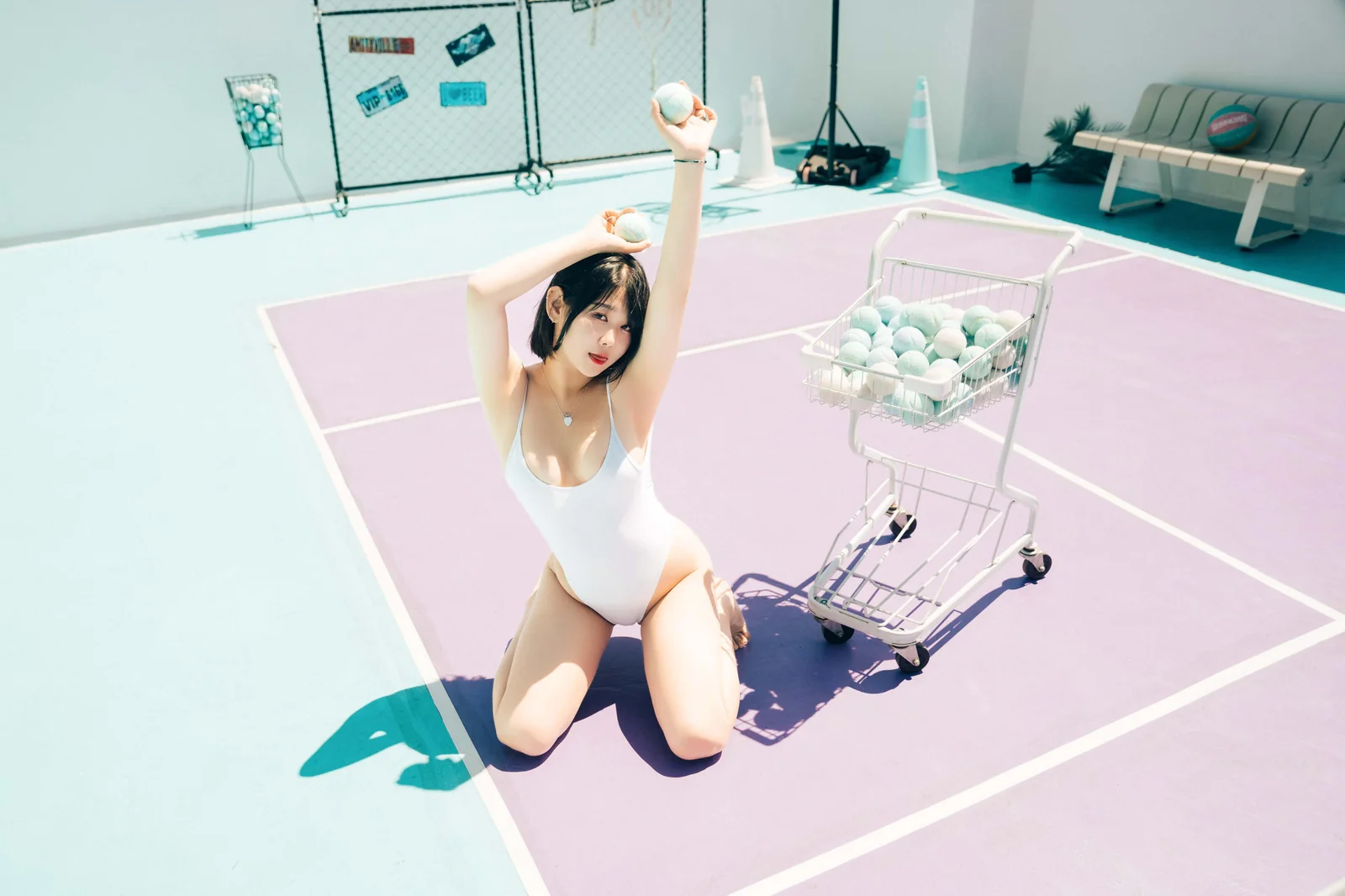 Loozy - Zia - Racket Girl [80P-1.03GB]