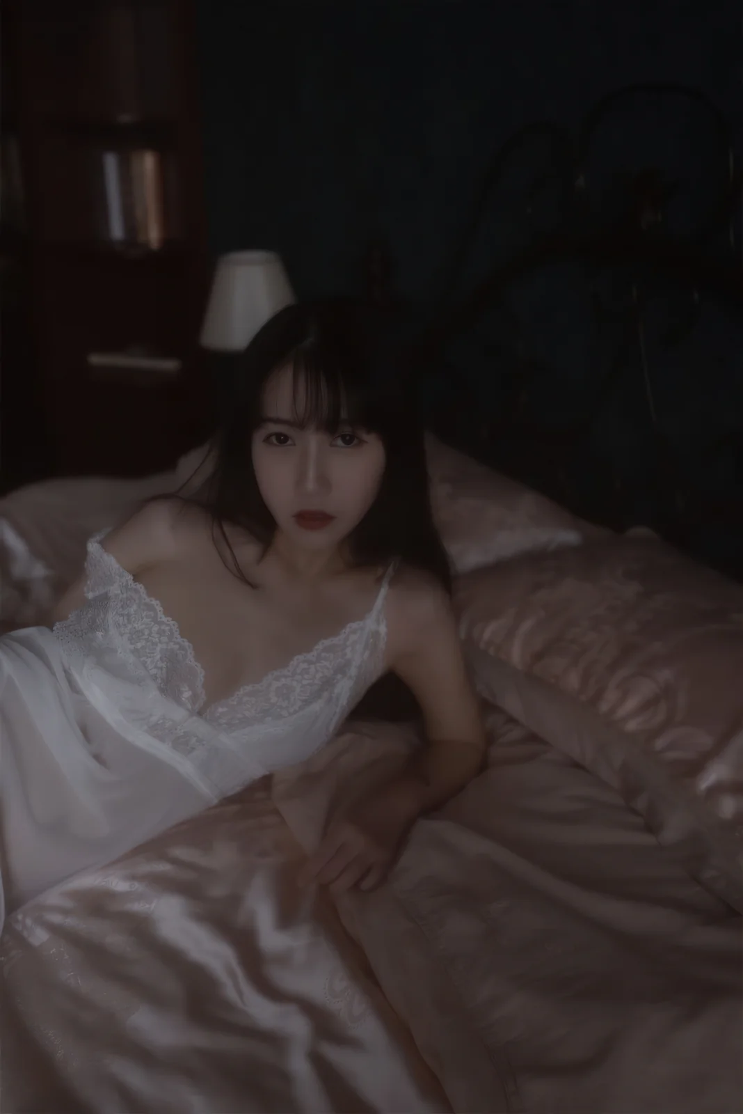 不呆猫 - 白月光 53P [53P-262MB]