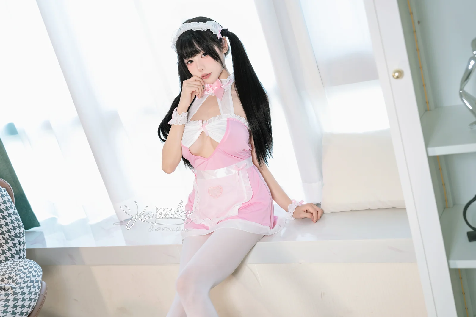 咬一口兔娘 - 24年10月 欢迎回家 Mr.Chu 42P1V [42P1V-813MB]