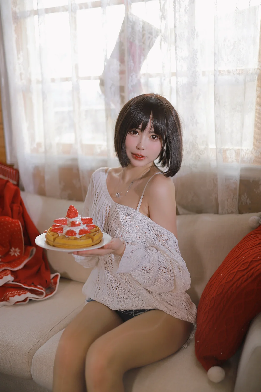 Tina很妖孽呀 - 温柔短发妹妹 [52P1V-472MB]