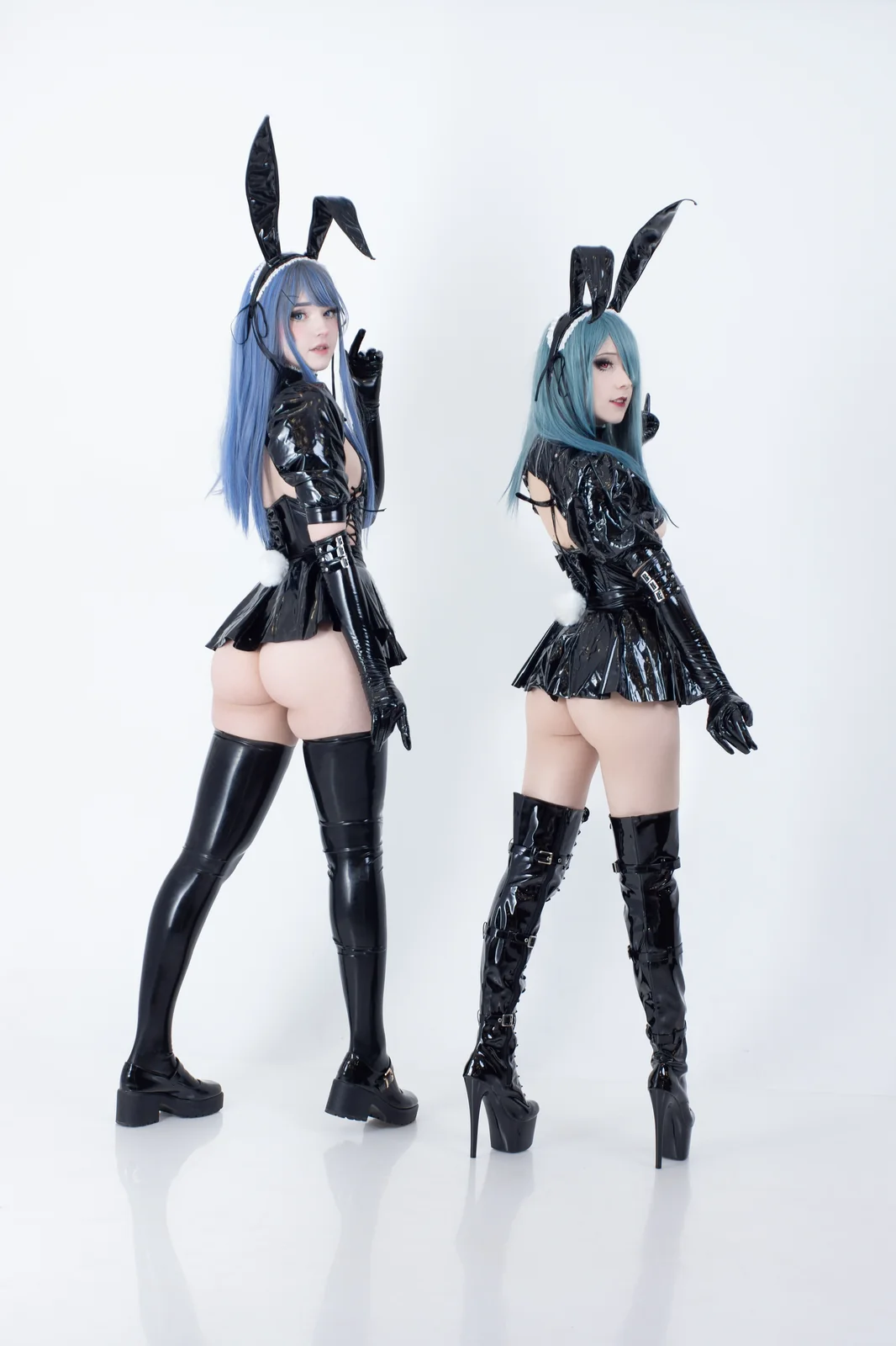 Candy Ball - Latex Bunny Twins [57P10V-786MB]