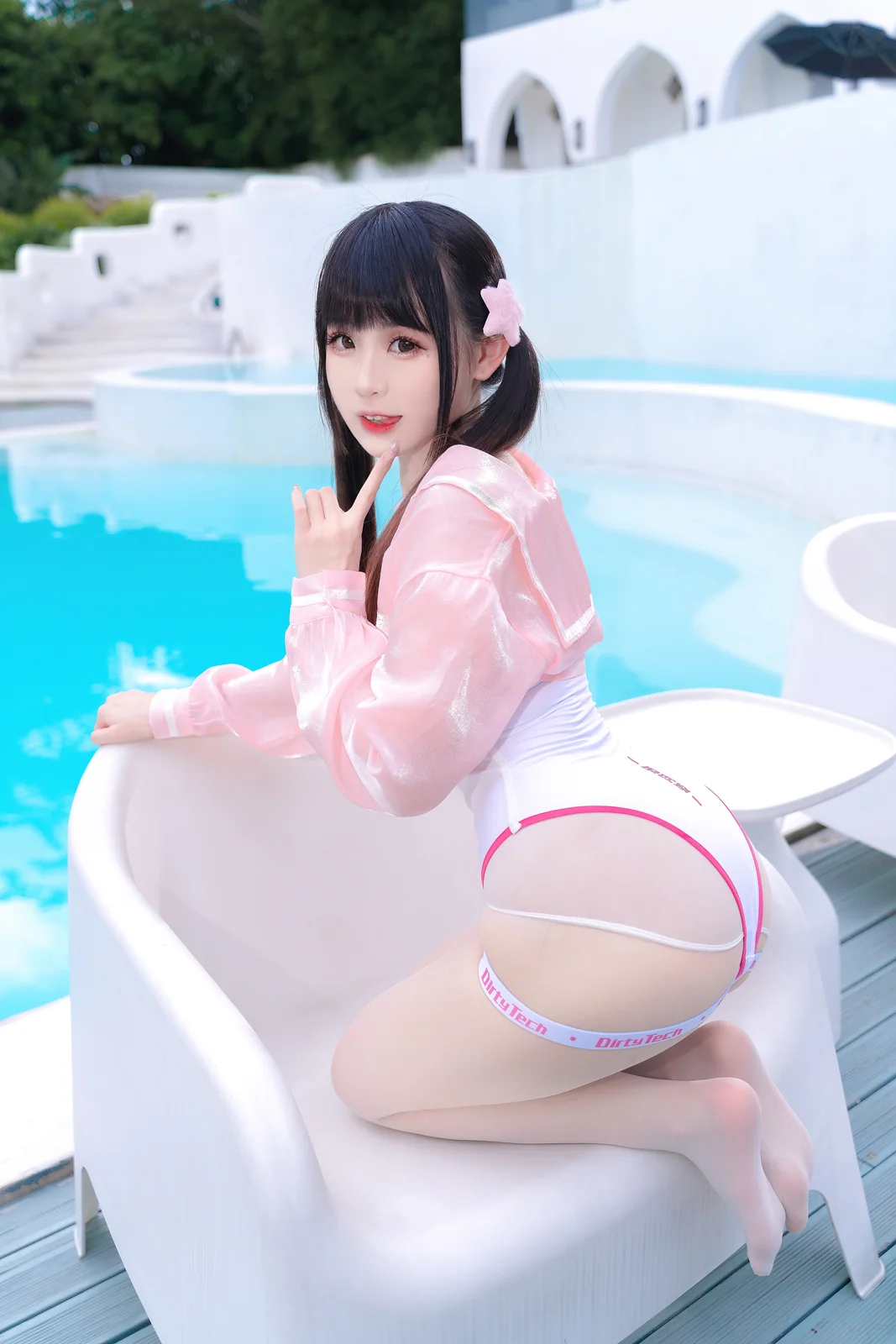 miko酱 - 粉白海月姬 29P [30P-349MB]