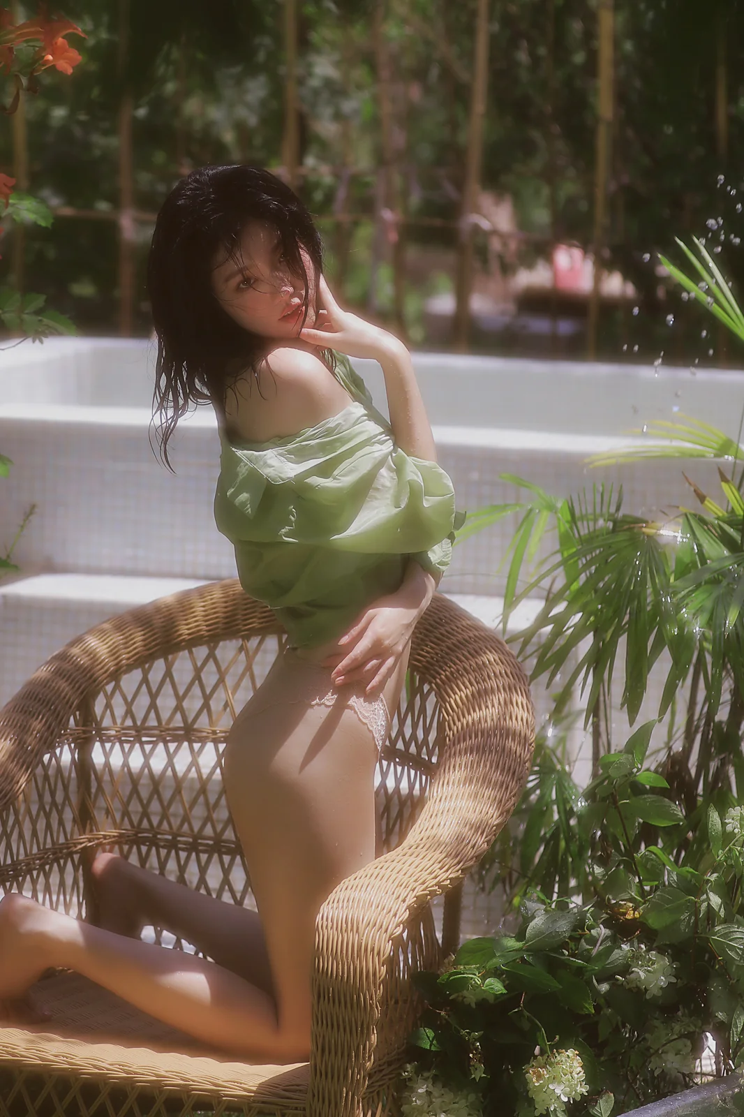 桃良阿宅 - 绿意 23P [23P-131MB]