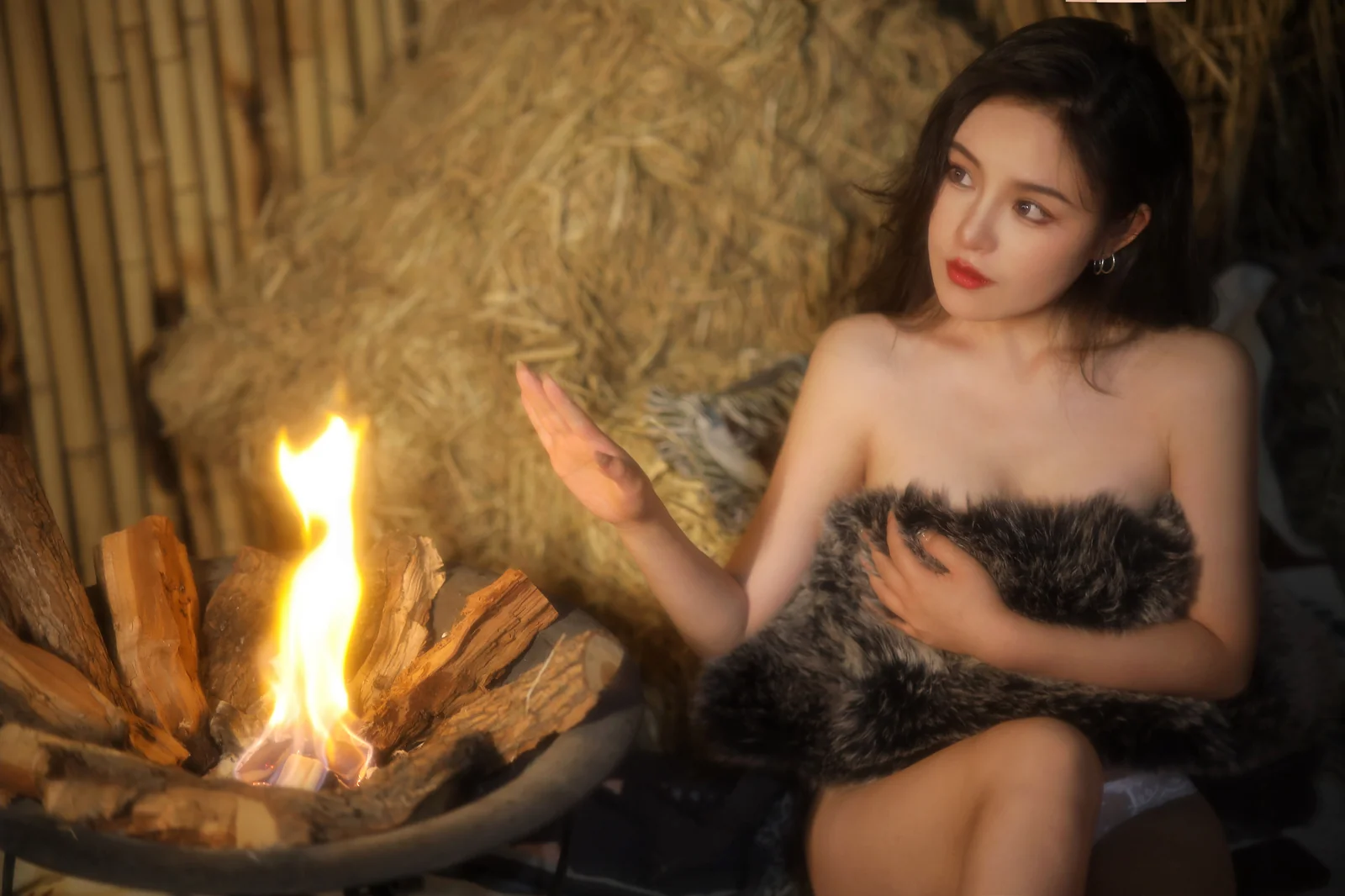 桃暖酱 - 篝火 [50P-426MB]