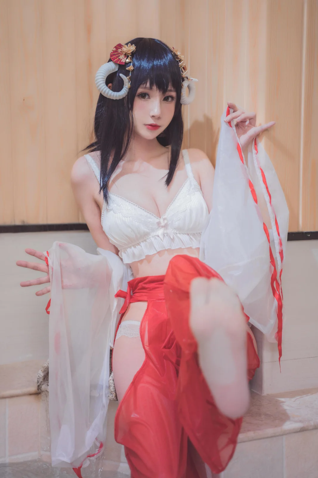 西园寺南歌 - 巫女三套 [79P-1.13GB]