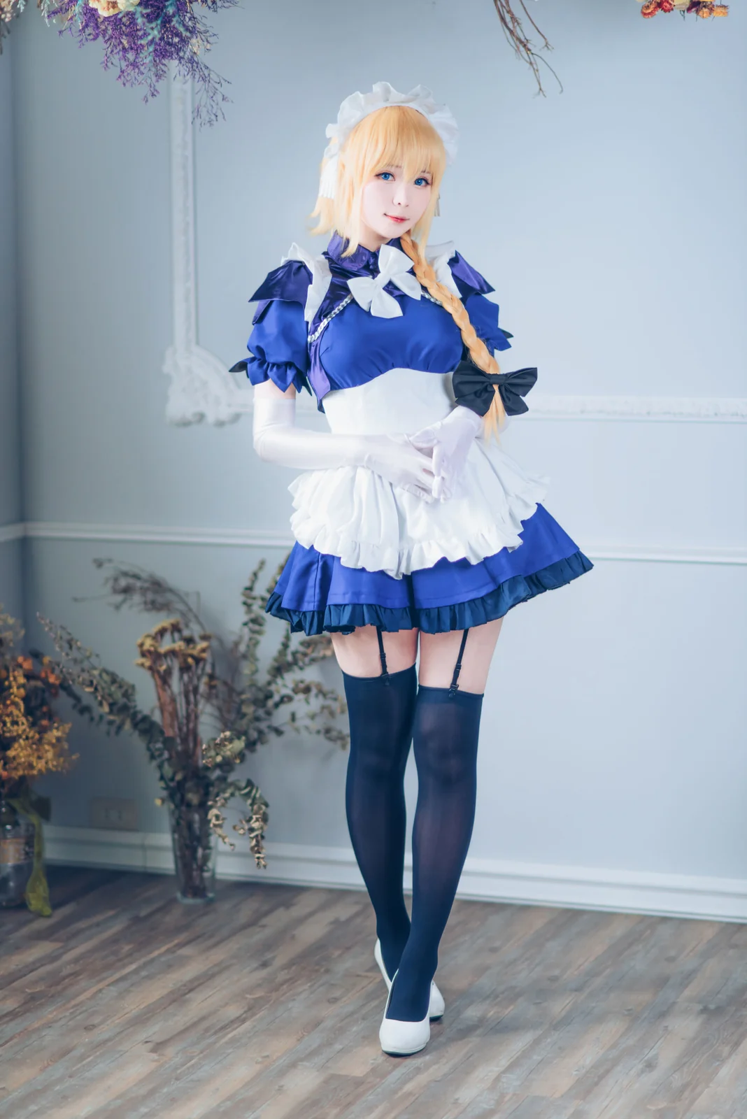 霜月shimo – Jeanne d’Arc Maid [15P-32MB]
