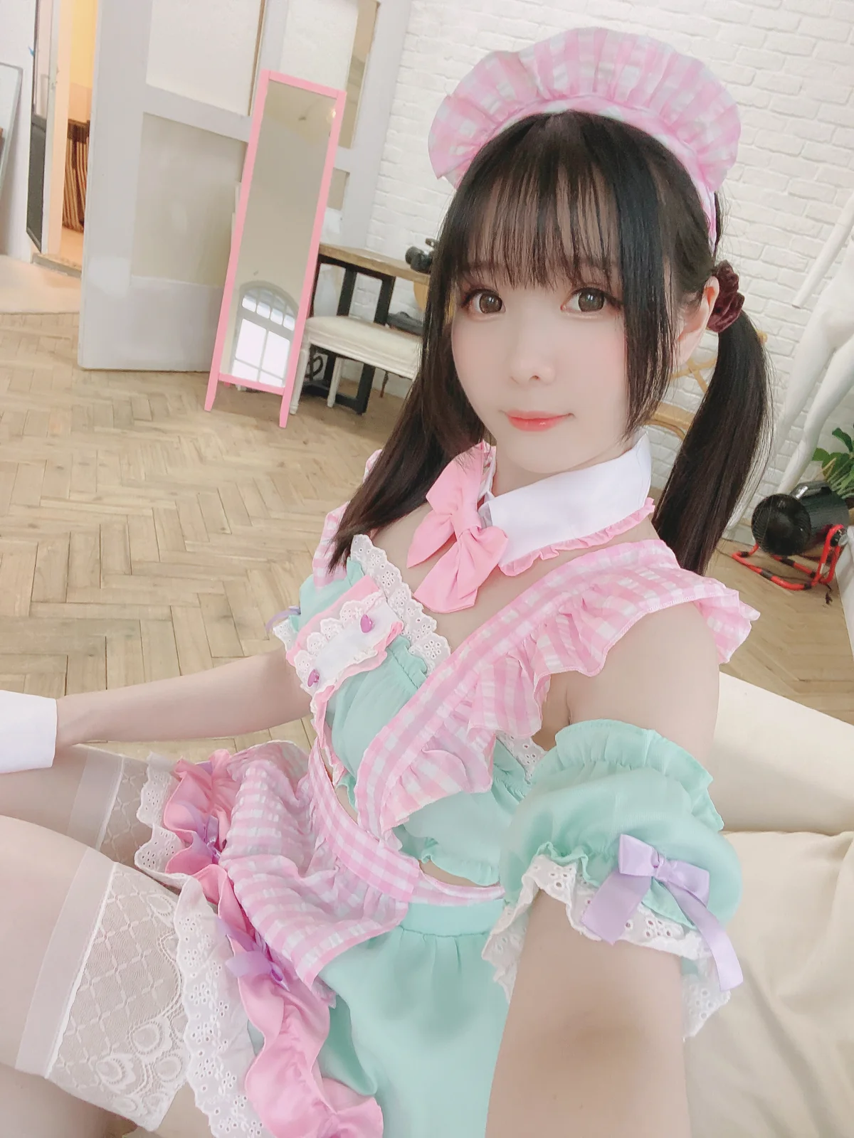 霜月shimo - Pink Maid [24P-185MB]