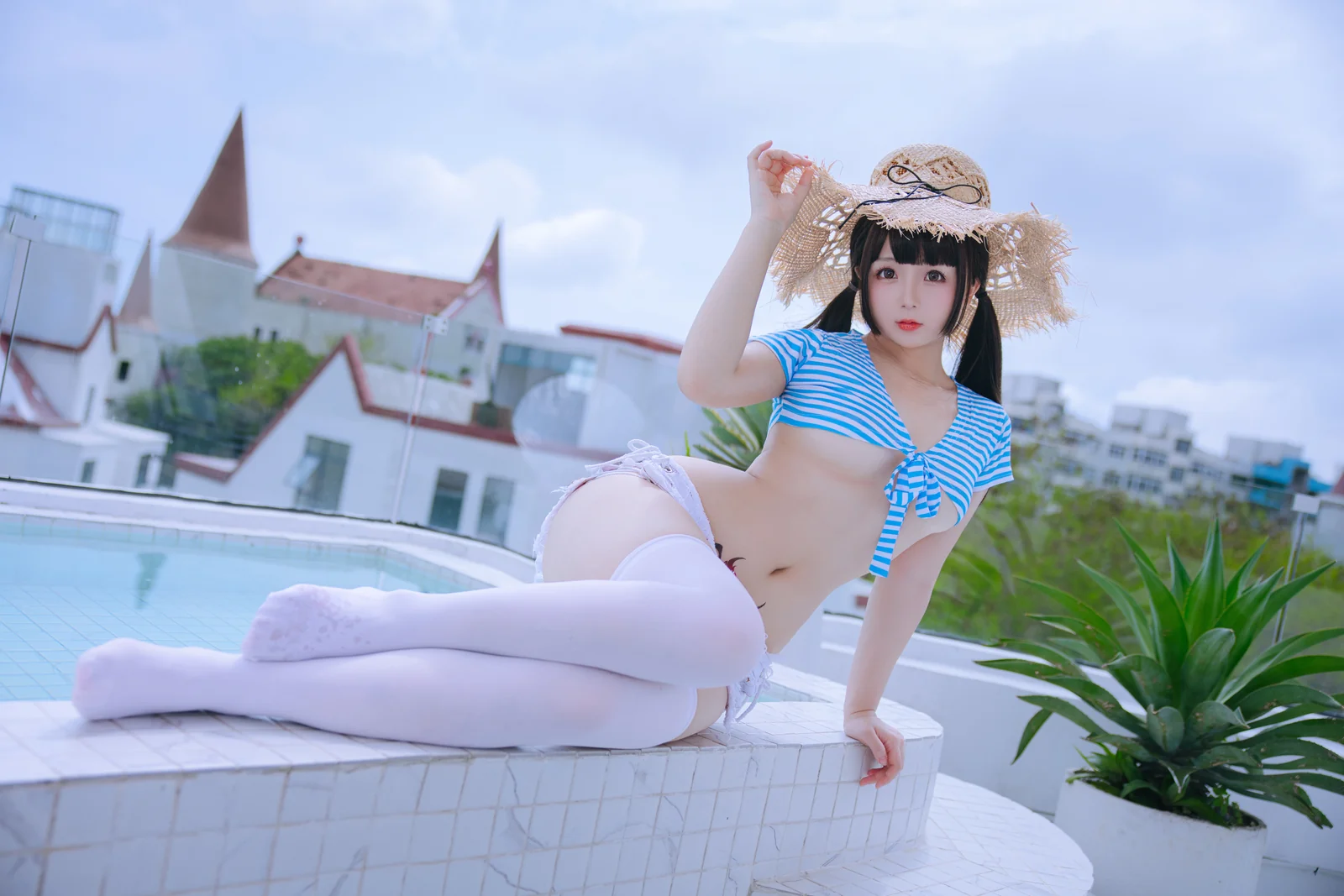 日奈娇 – 蓝白条 150P6V [150P6V-1.41GB]