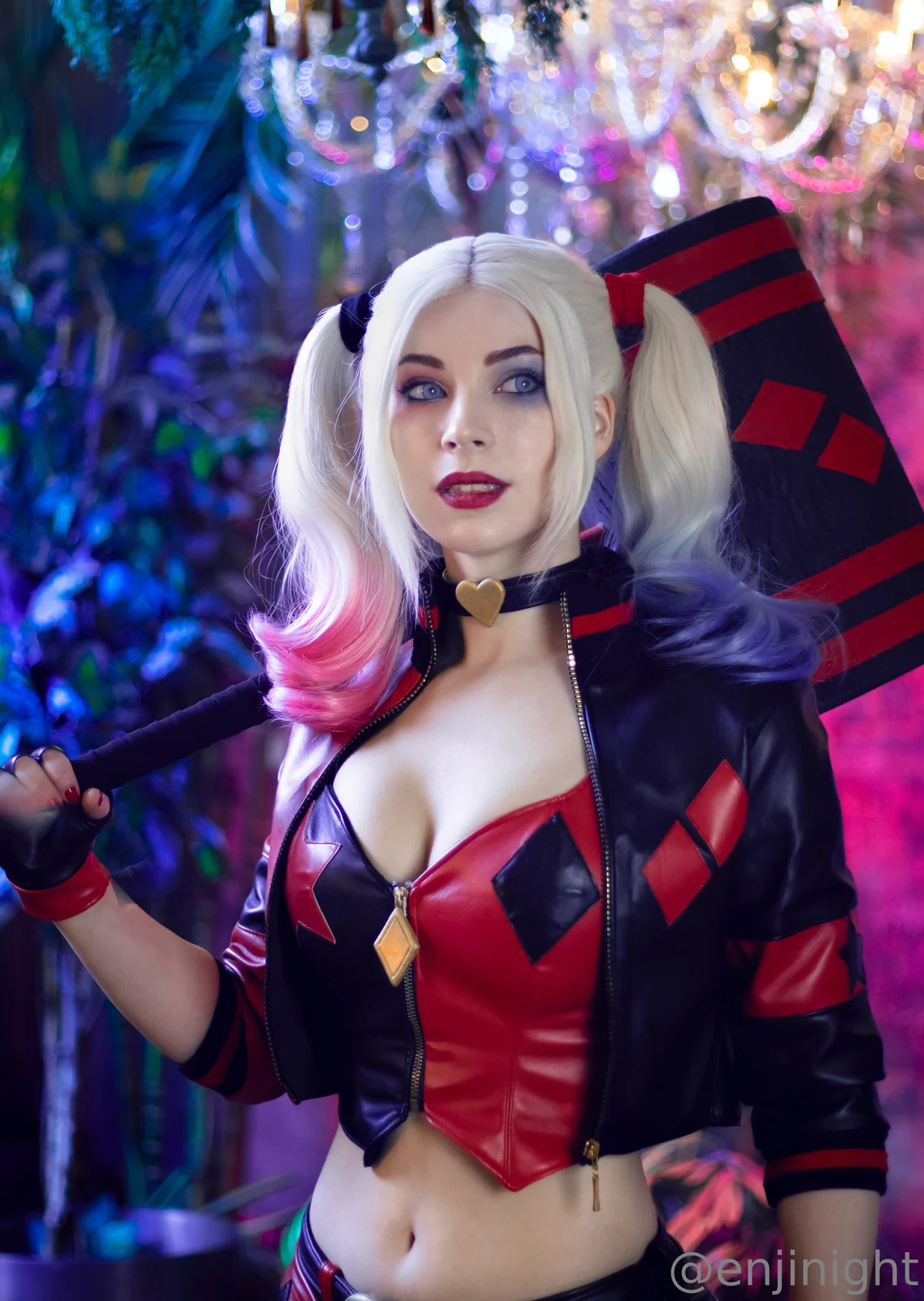 Enji Night - Harley Quinn [29P-51MB]