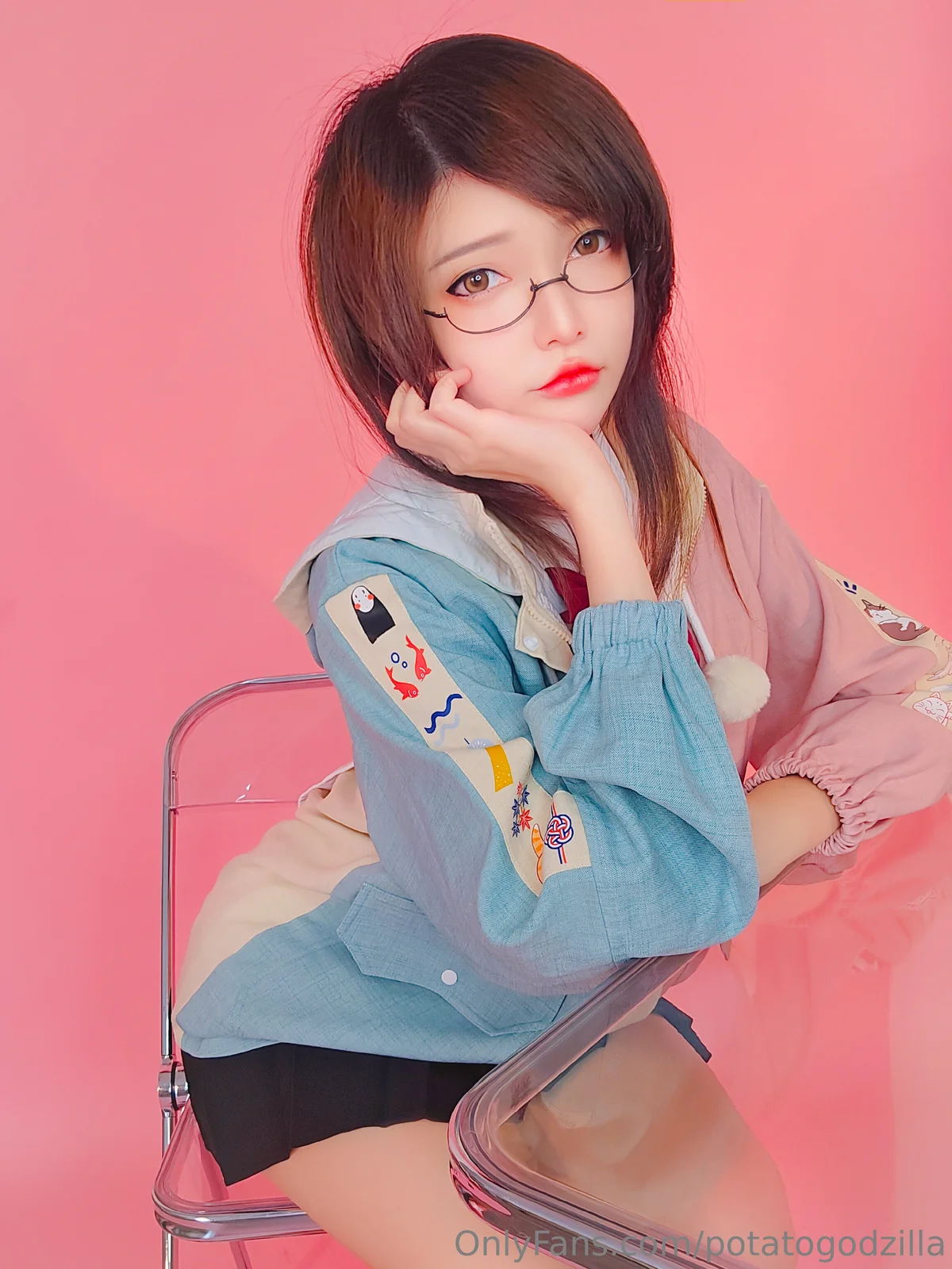 Potato Godzilla - Horny Student [29P-42MB]