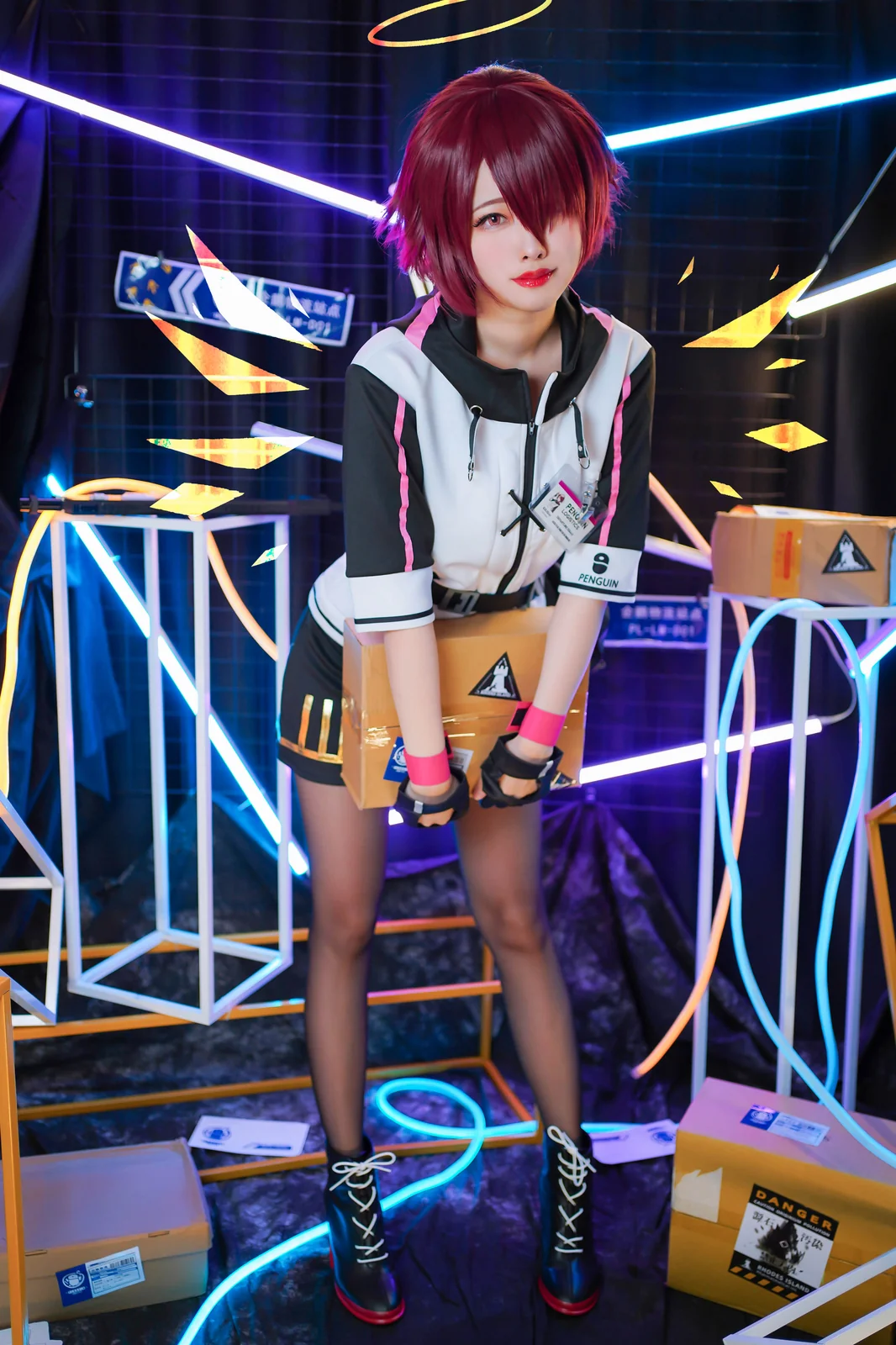 Arty亚缇 - Exusiai (Arknights) [30P-65MB]