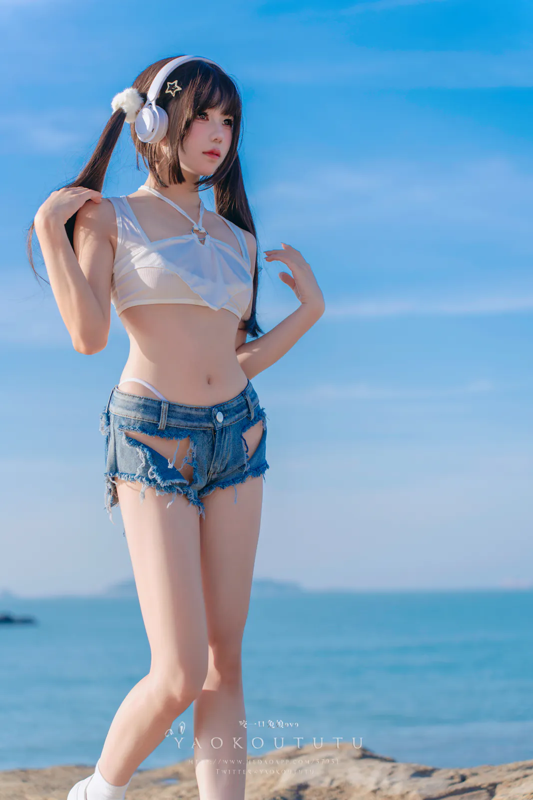 Yiko湿润兔 - 八月订阅『海音旋律』Mr.Chu [70P1V-1.44GB]