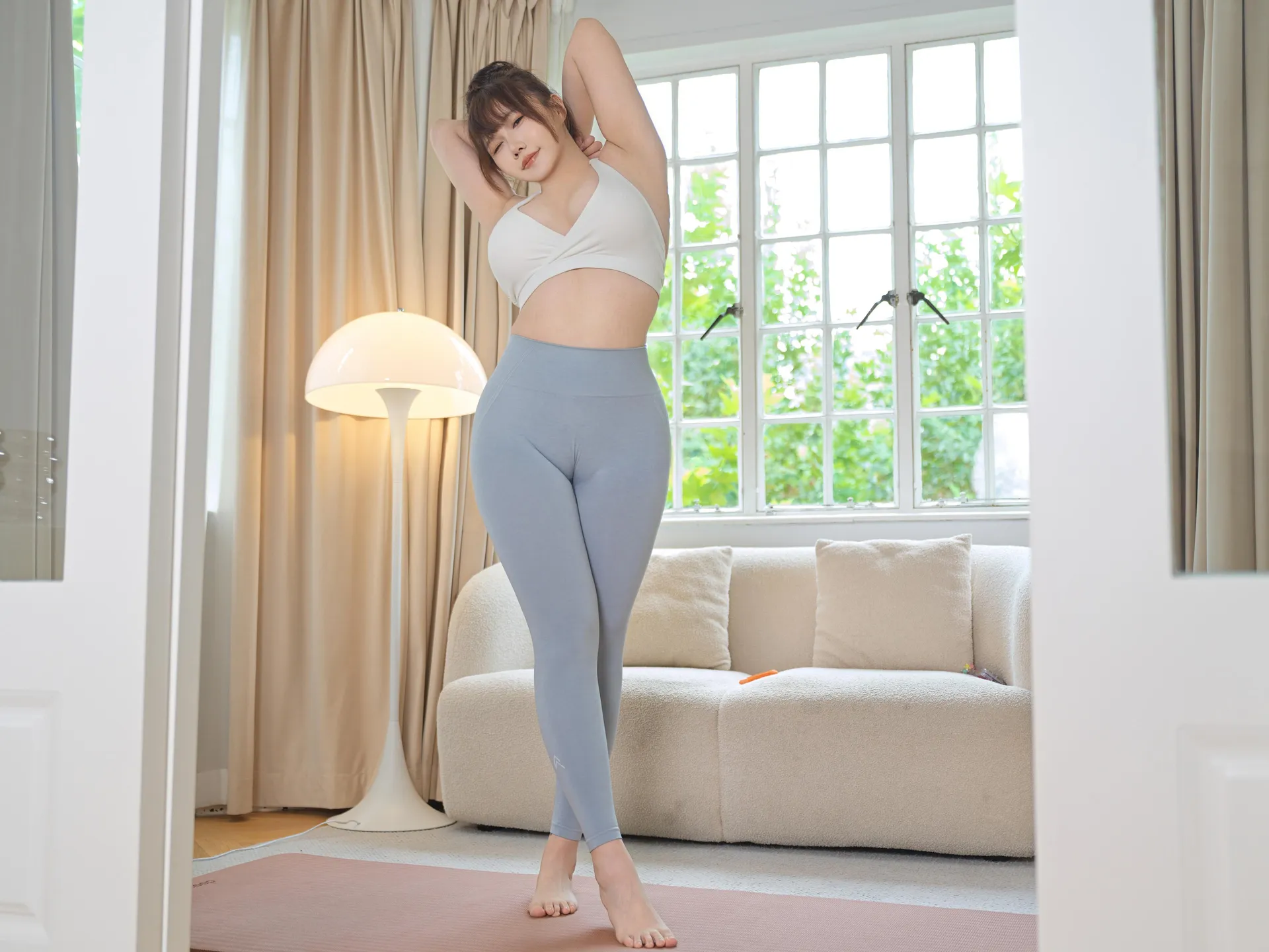 麻花酱 - 瑜伽服 [56P2V-1.32GB]