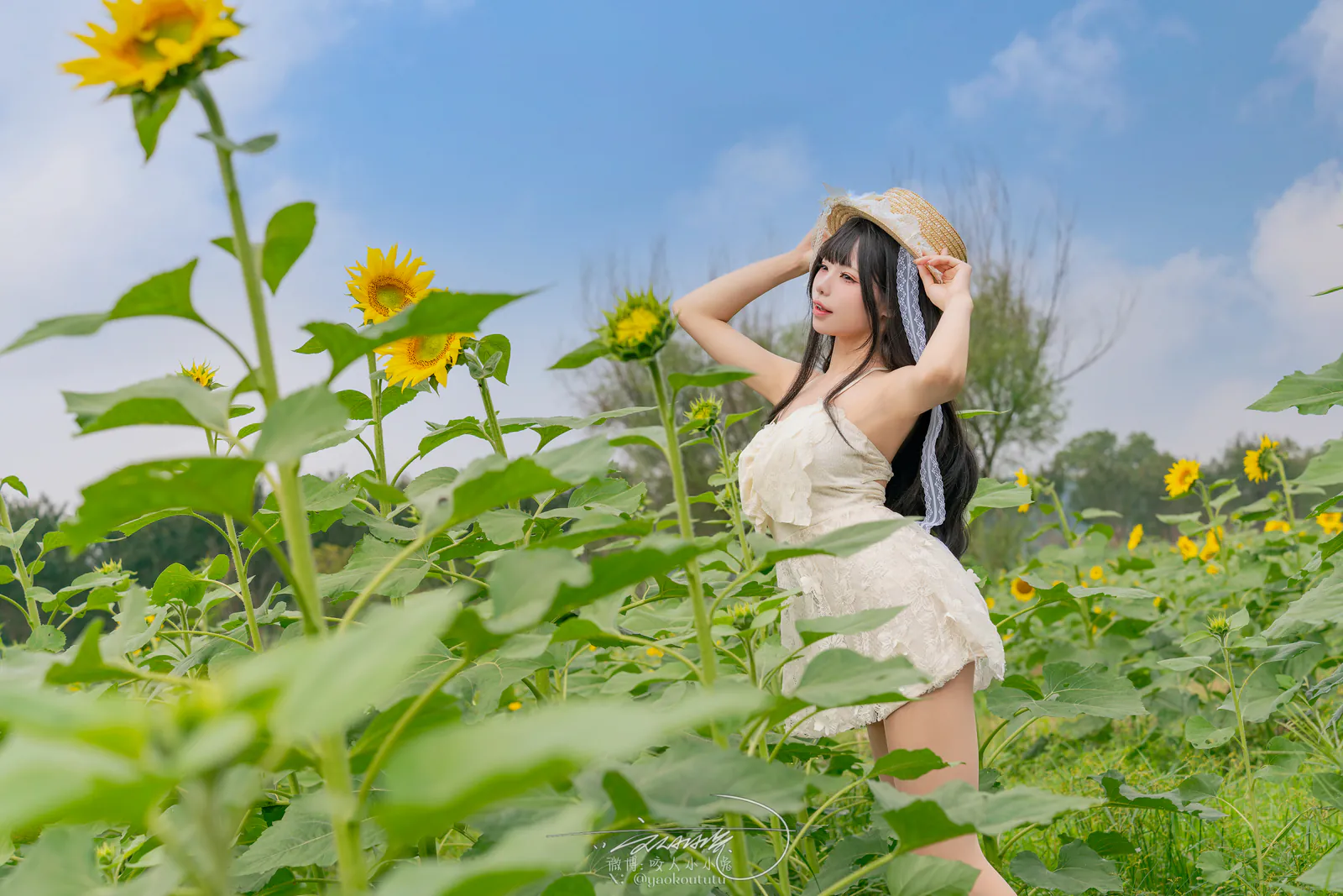 Yiko湿润兔 - 7月作品『夏の葵』Summertime [74P1V-1.53GB]