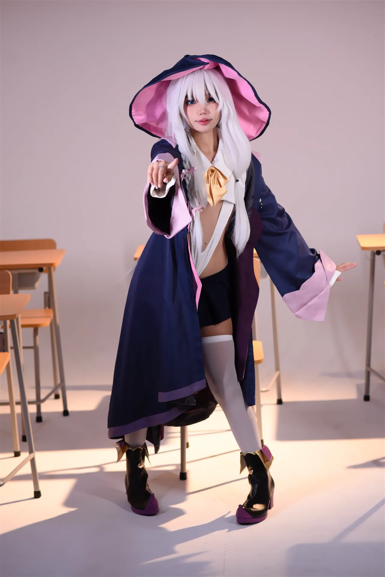 AikoUwU cosplay Elaina - Majo No Tabitabi Part 2 伊蕾娜 [79P8V-1.68GB]