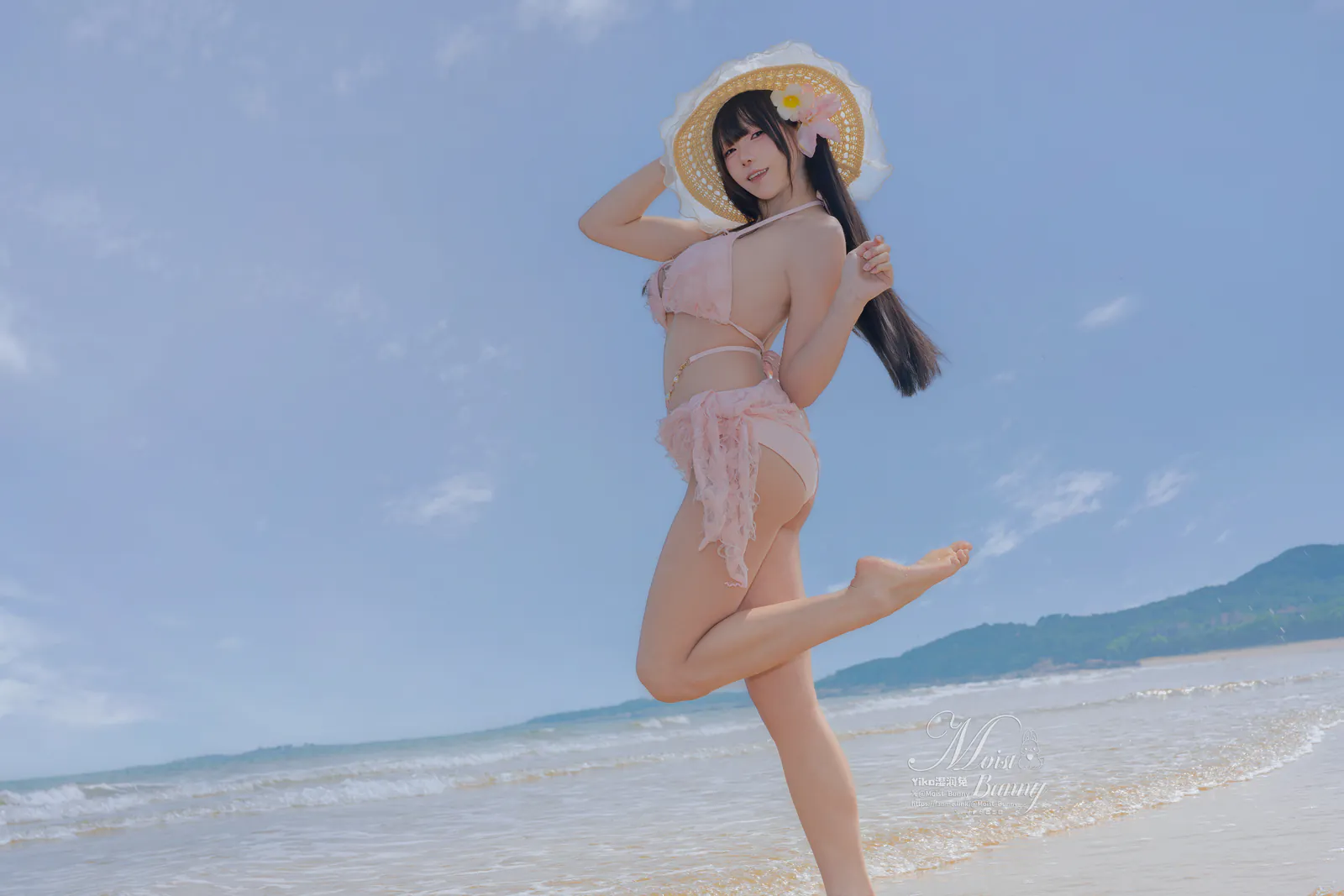 Yiko湿润兔 - 25.07月作品 『粉红假日』 [97P3V-2.18GB]