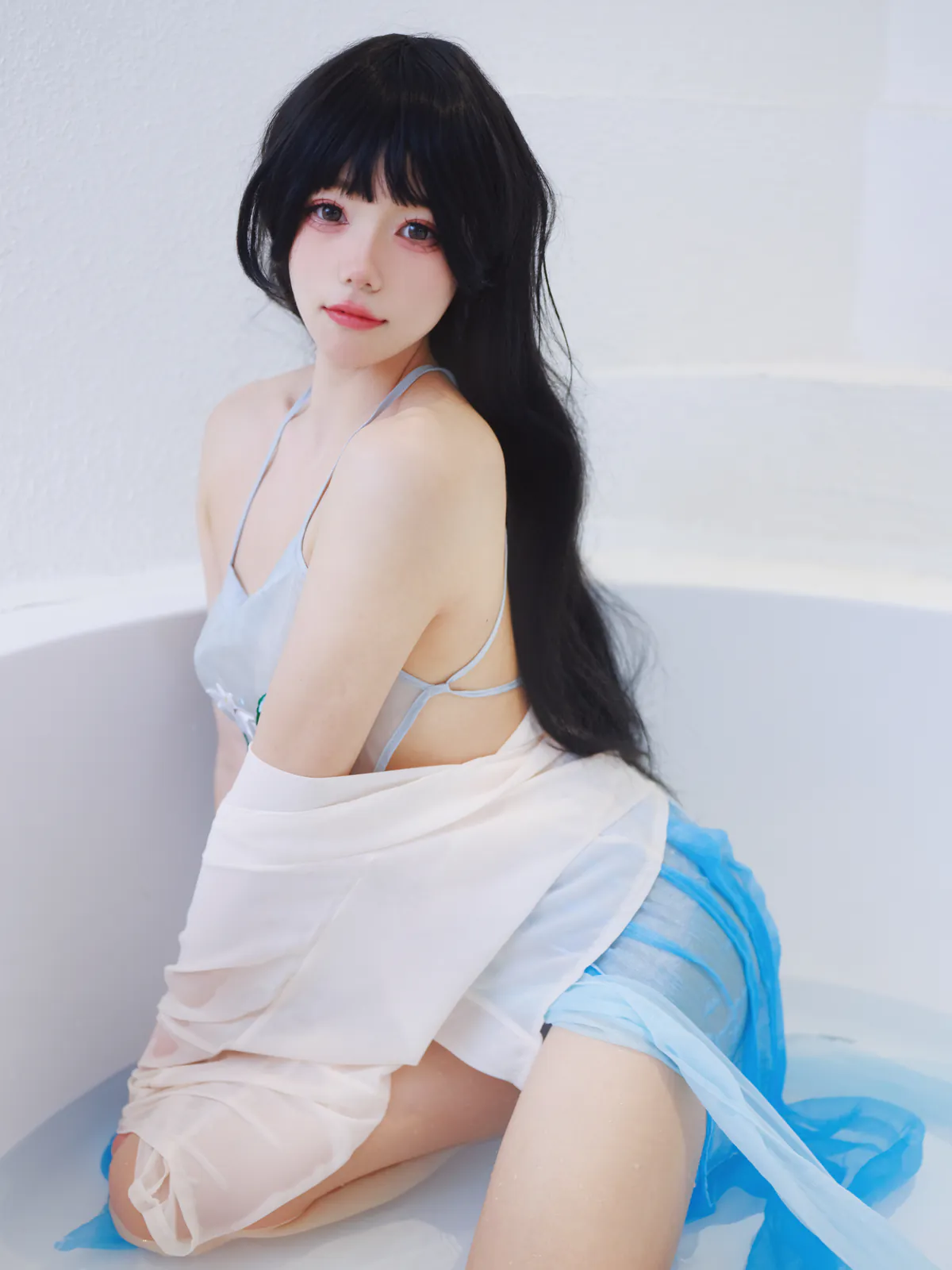 Yiko湿润兔 - 古风情趣三套 [27P-226MB]
