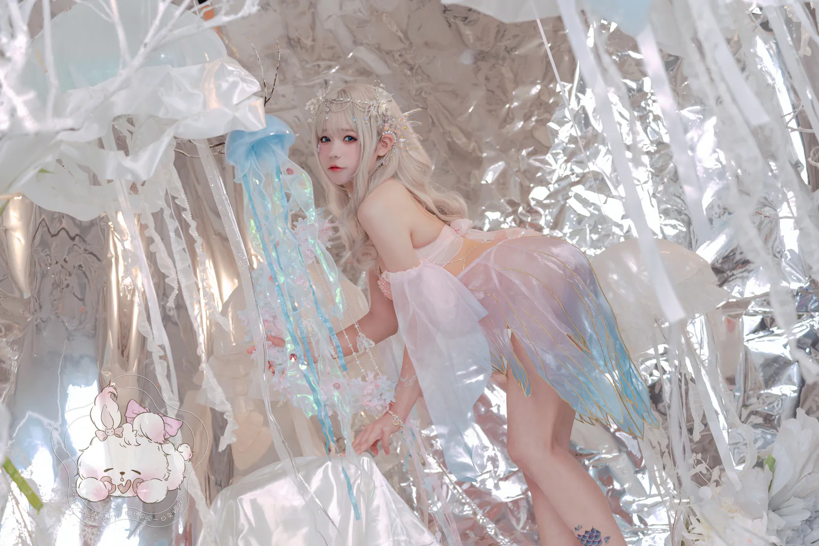 Yiko湿润兔 - 海的女儿 [53P2V-1.25GB]