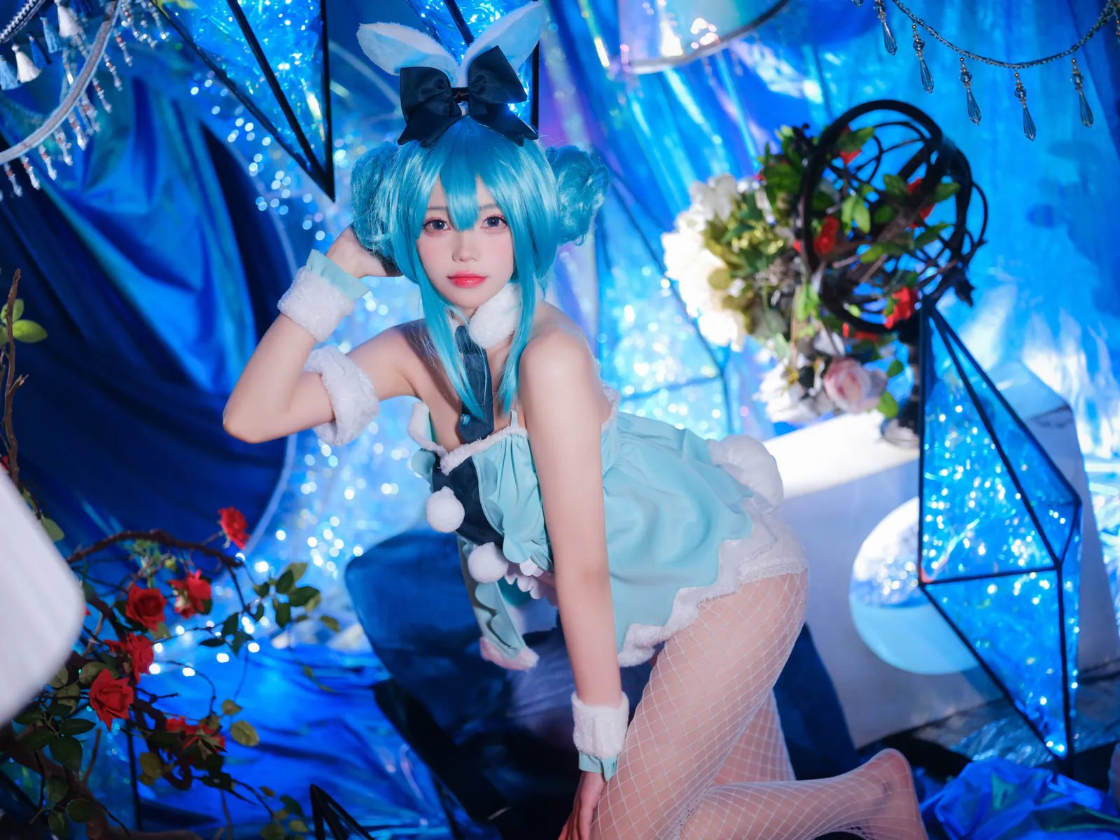 Yiko湿润兔 – MIKU初音未来女郎 [13P-84MB]