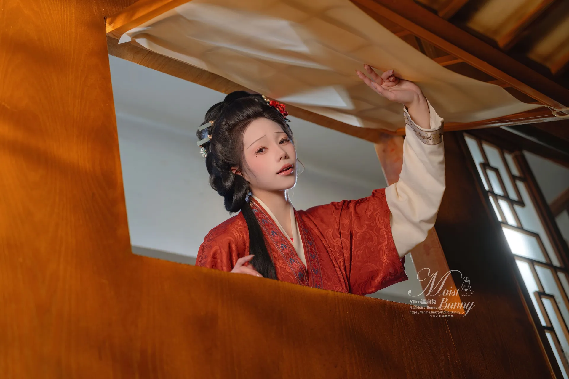 Yiko湿润兔 - 2月份作品-快马加鞭.金莲迎春 [93P2V-1.01GB]