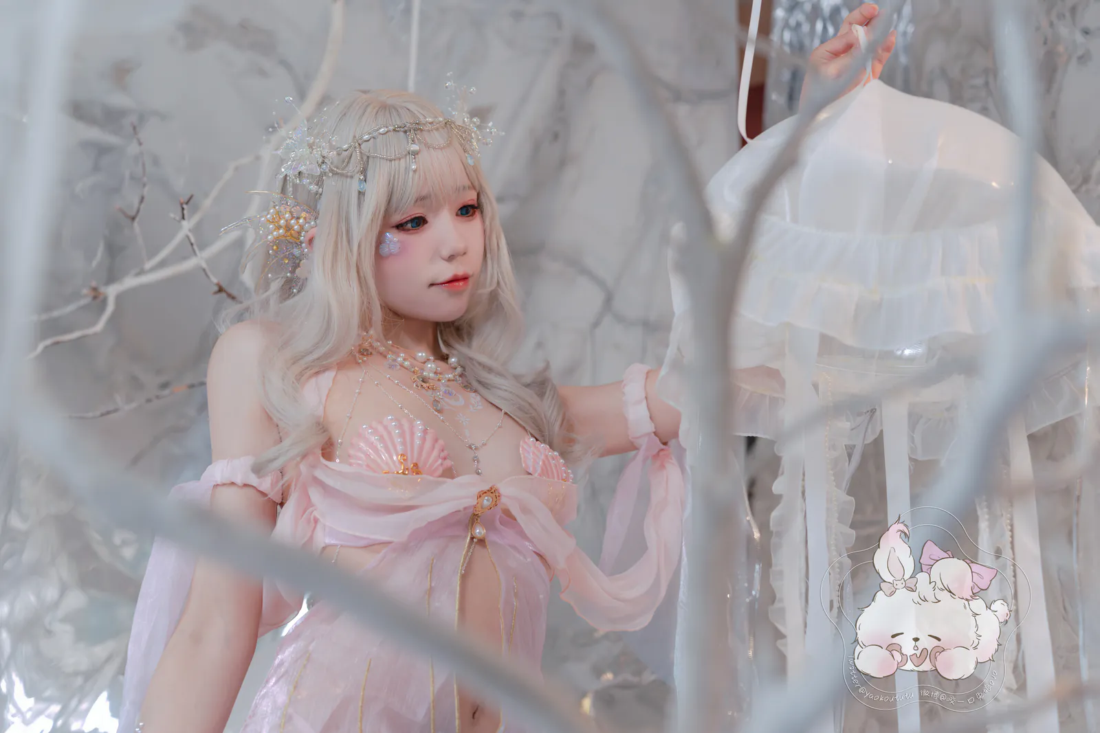 Yiko湿润兔 - 海的女儿 [53P2V-1.25GB]
