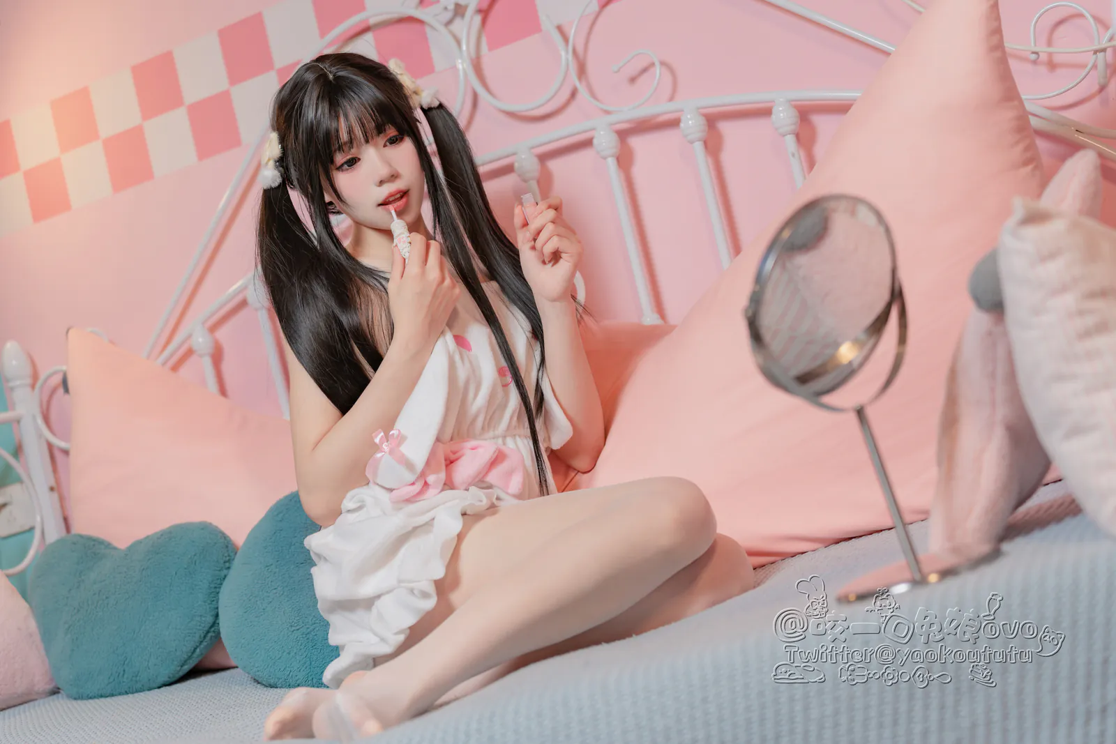Yiko湿润兔 - 100里程碑奖励 [20P1V-404MB]