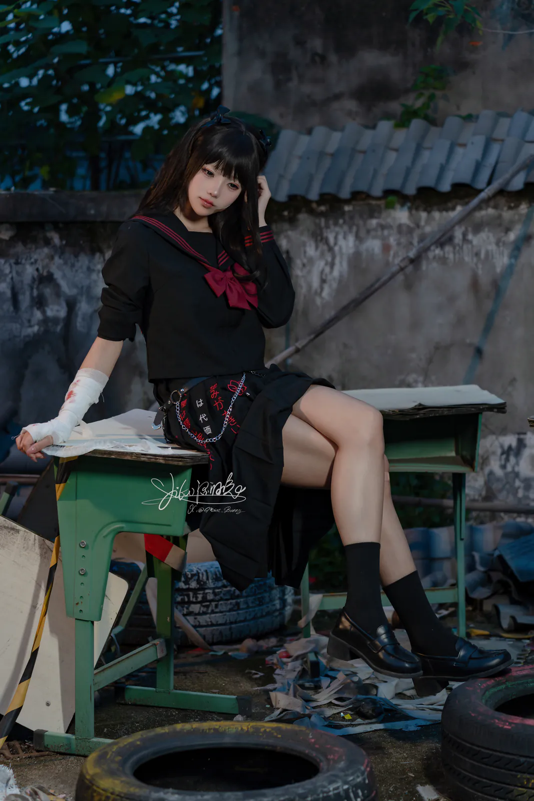 Yiko湿润兔 - 24.11月作品『不良女高』短发 [74P1V-1.79GB]