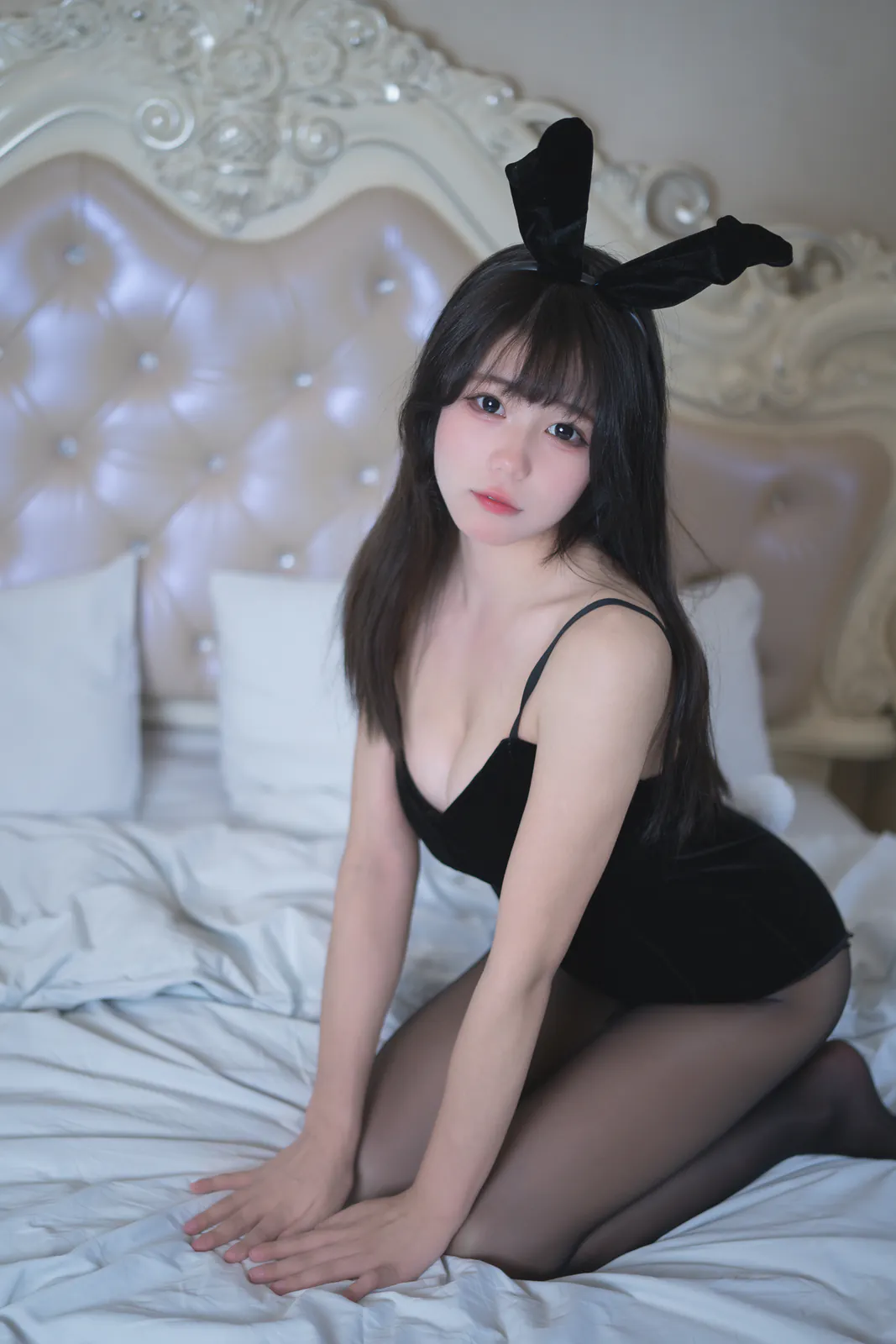 Yiko湿润兔 – night女郎 [21P-113MB]