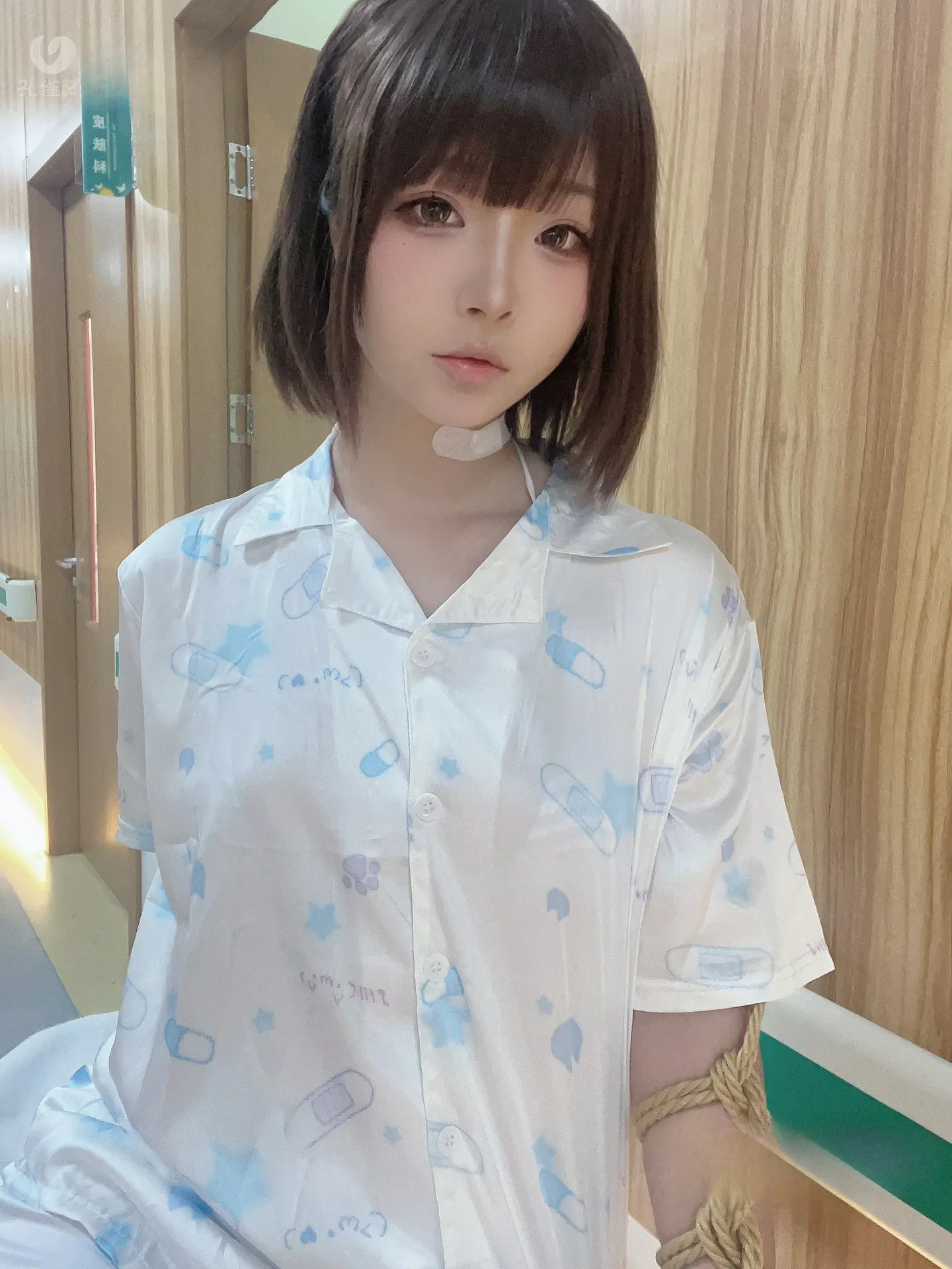 yuuhui玉汇 – 生病的妹妹 [37P2V-306MB]