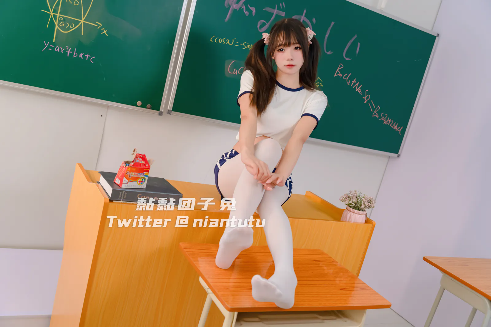 Yiko湿润兔 - 特别授课 [52P-638MB]
