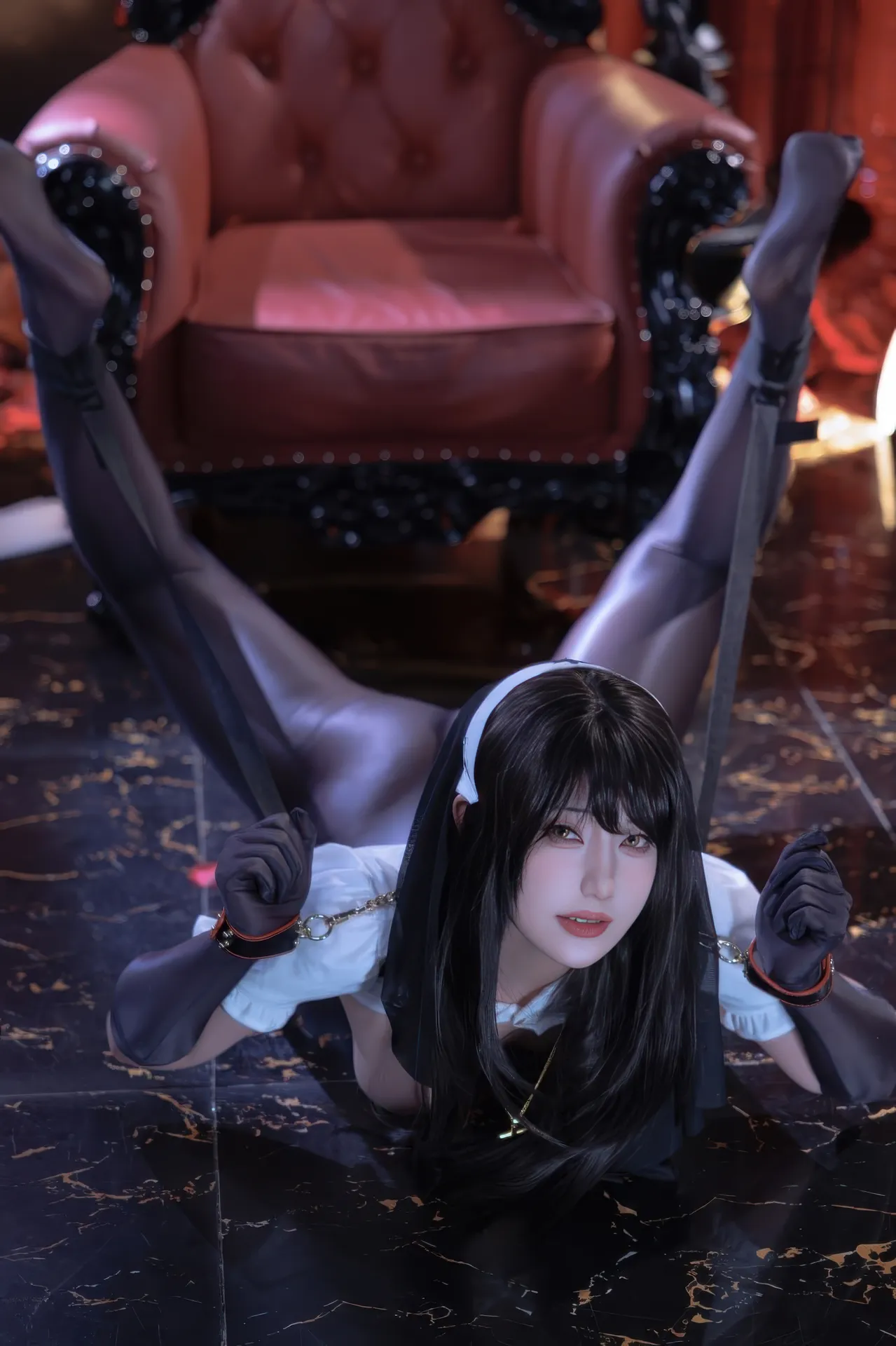 星澜是澜澜叫澜妹呀 - 惩戒修女 [44P1V-996MB]