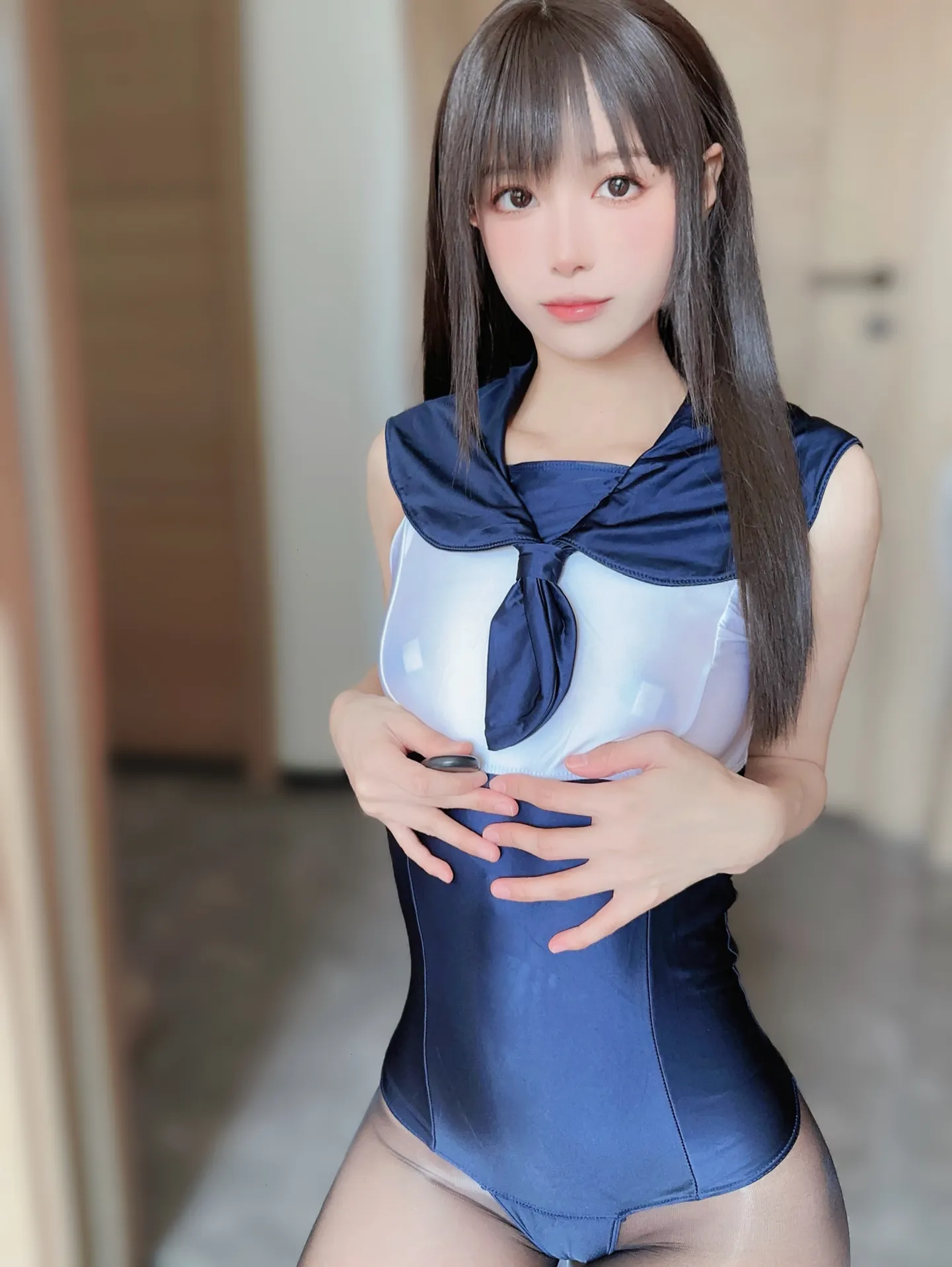 布丁大法 - 无内黑丝蜜臀美腿 蓝色连体泳衣 [95P6V-1.07GB]