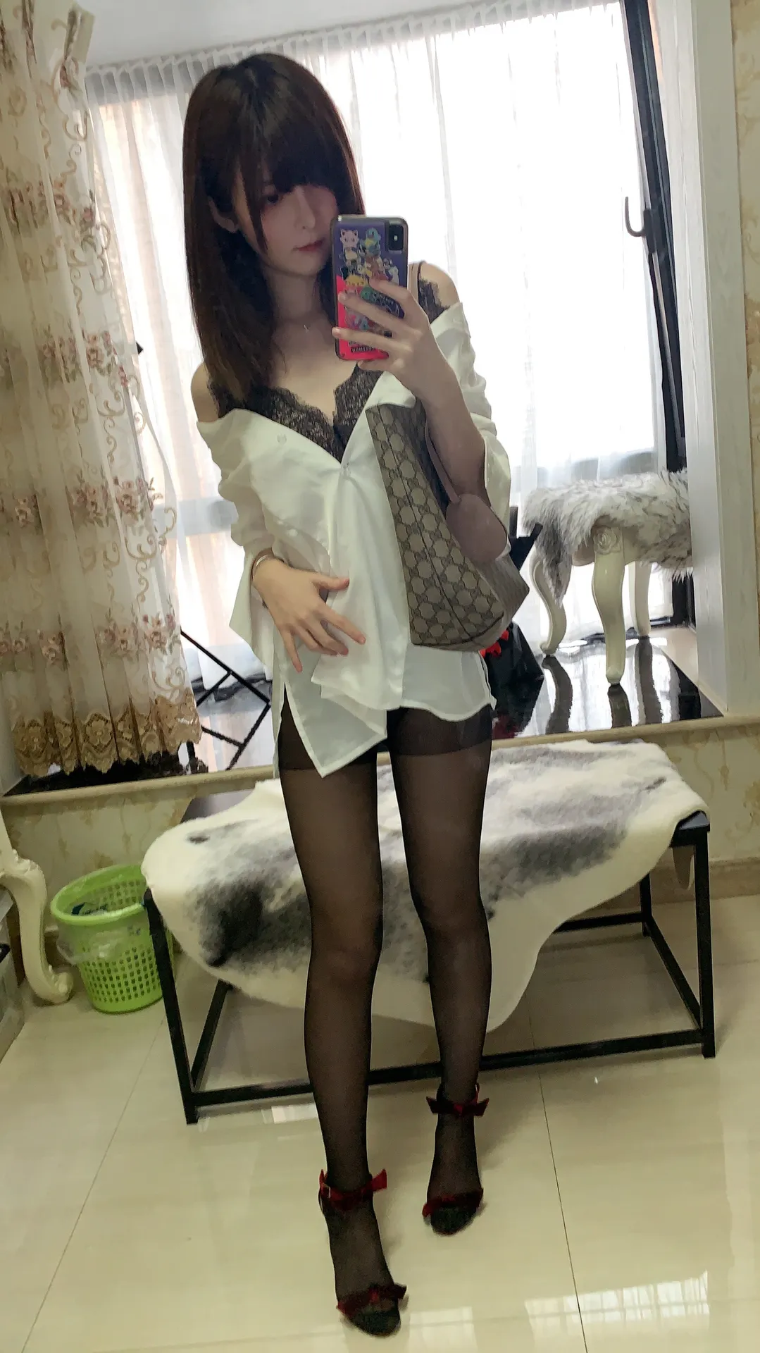 一小央泽 - 约会女友 [83P1V-801MB]