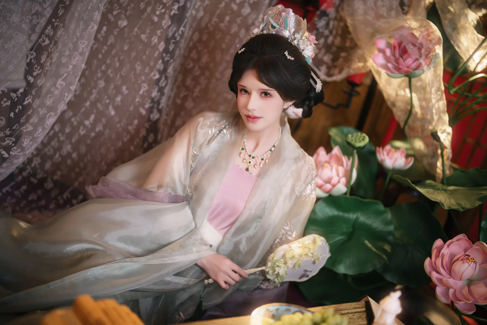 鹿八岁baby – 粽你枕相思 [209P1V-2.21GB]