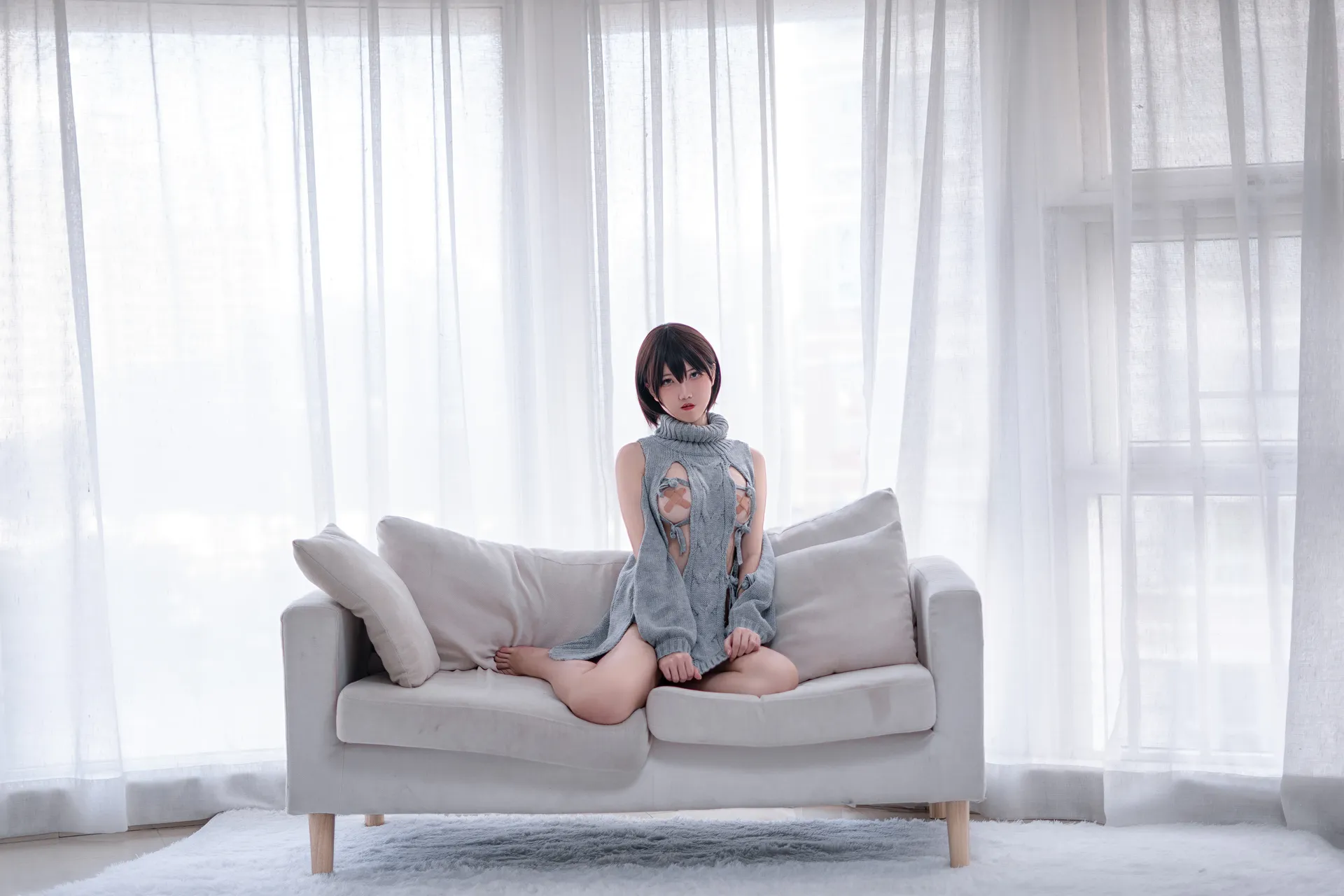 阿薰kaOri – 露背毛衣 [20P-125MB]