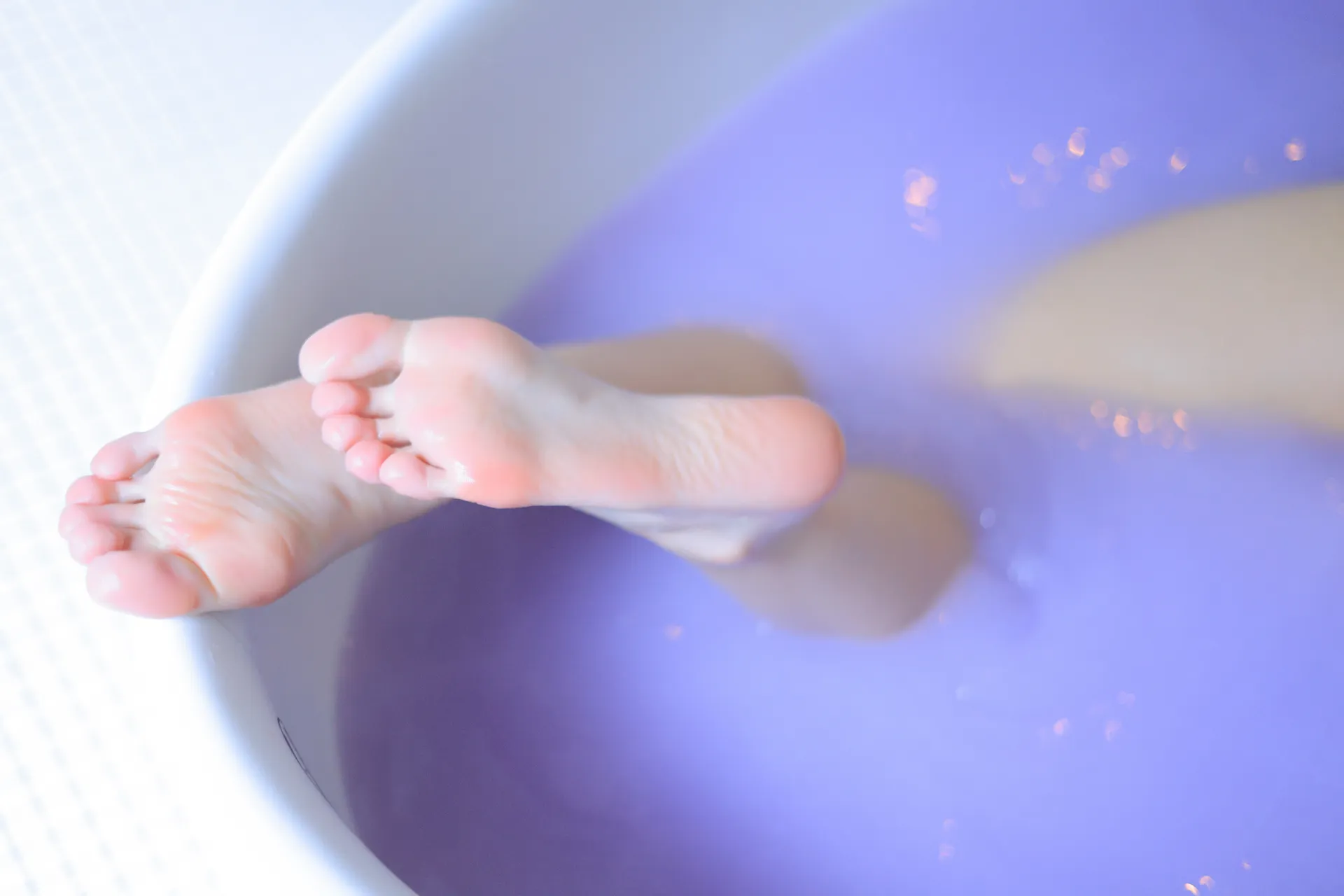 Donggeuran - Bath time [172P-1.81GB]