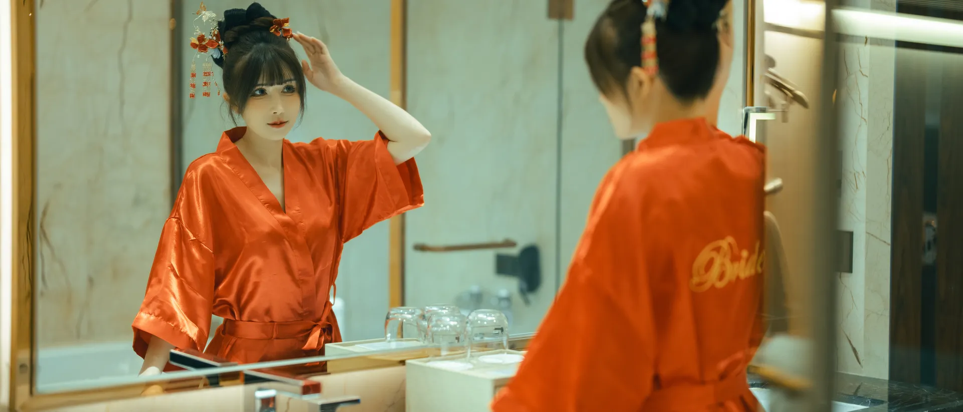 鹿八岁baby - 新婚小故事 [108P1V-3.19GB]