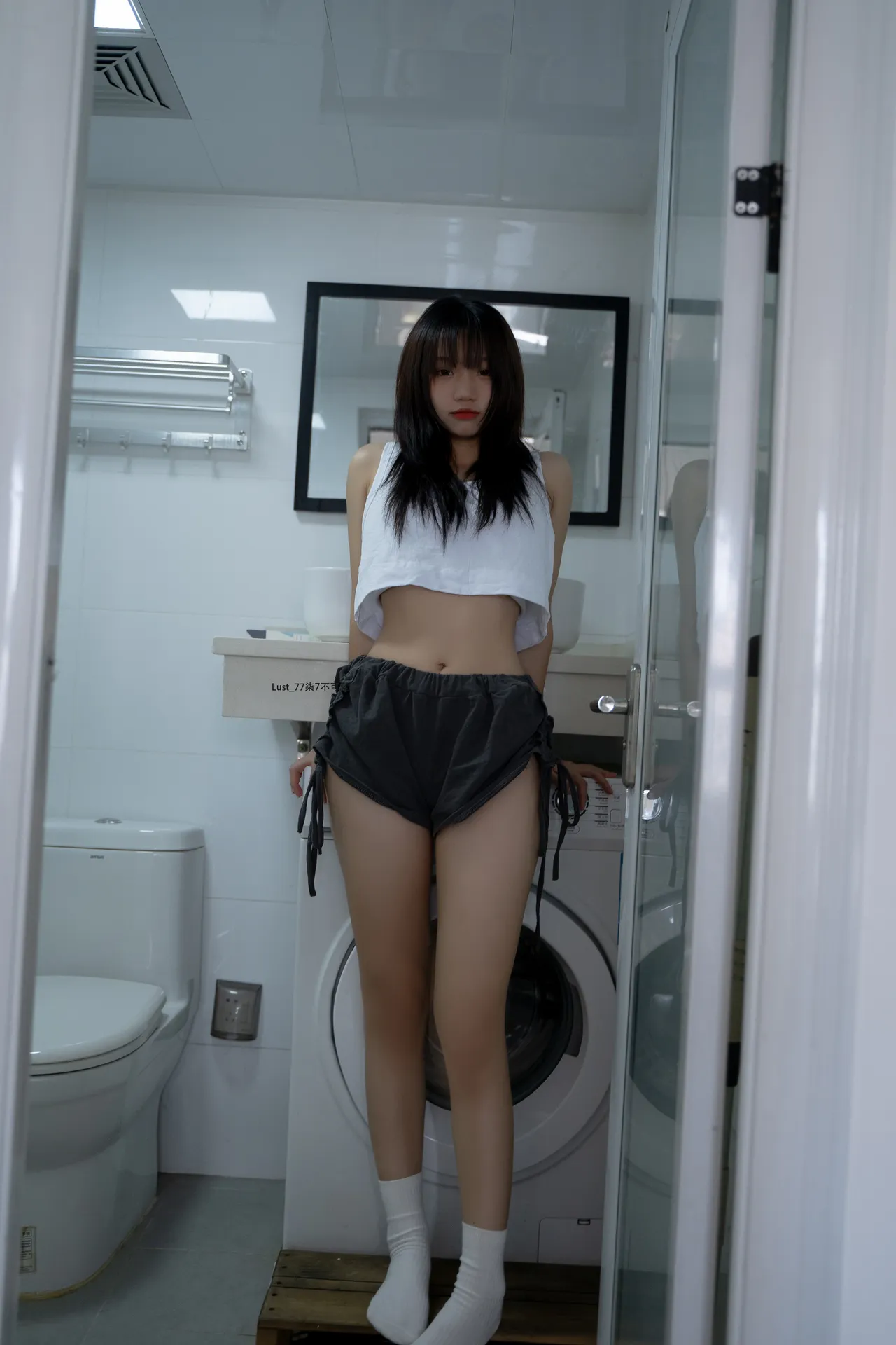 柒柒要乖哦 – 柒柒不可爱 初恋背心 [117P-1.86GB]