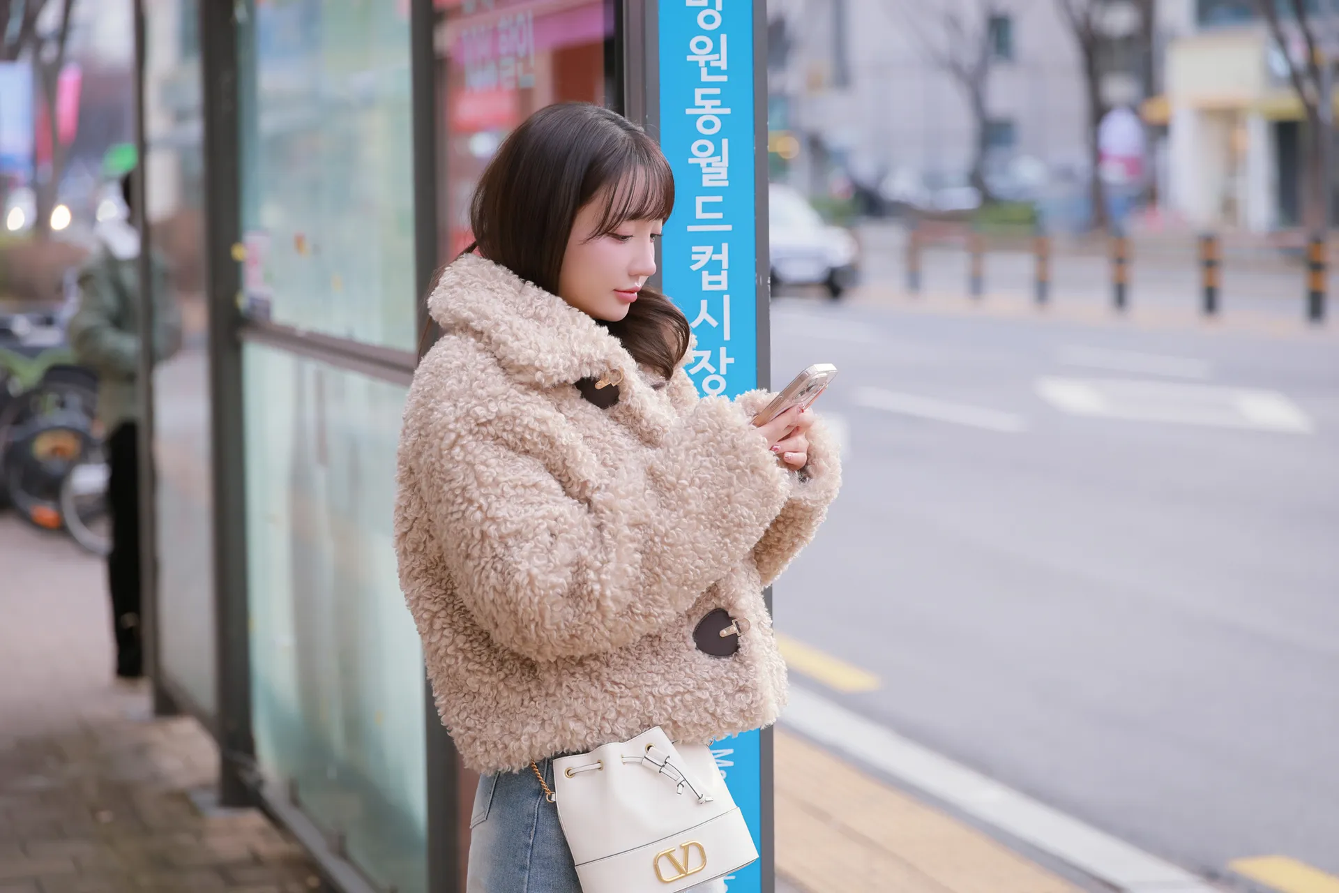 Son Ye Eun(孫樂樂) - 2025 X-Mas Offline [123P1V-2.98GB]