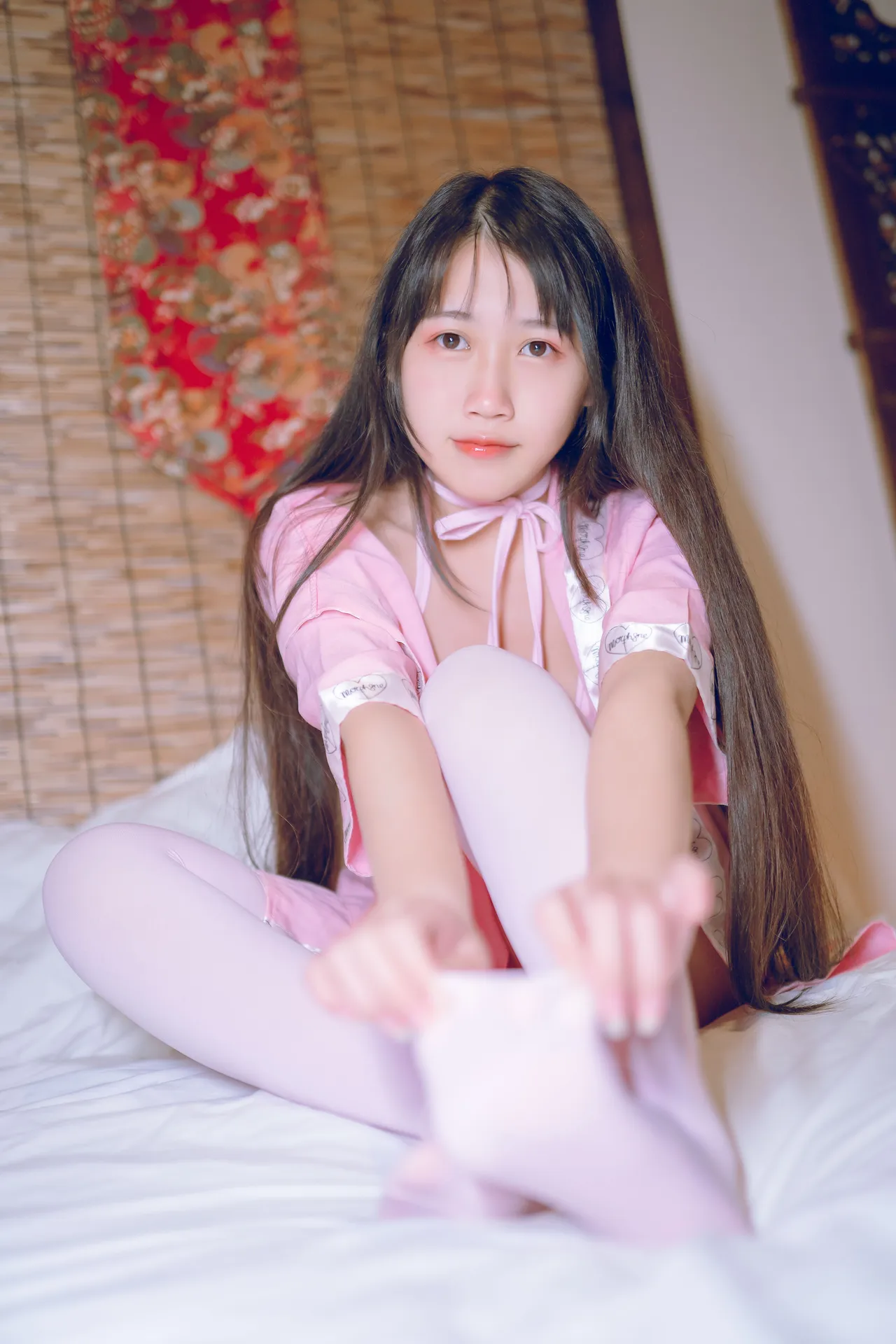 不呆猫 – 粉红 [14P-71MB]