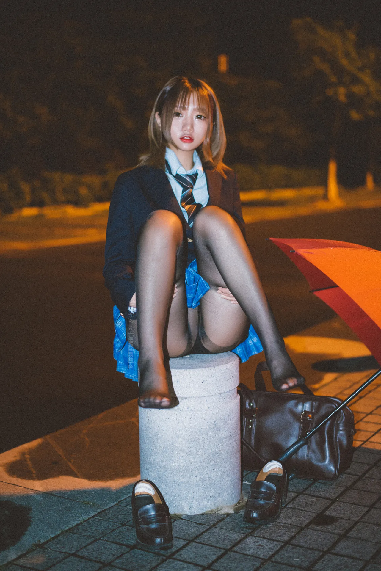 柒柒要乖哦 - 深夜公园JK [36P-476MB]